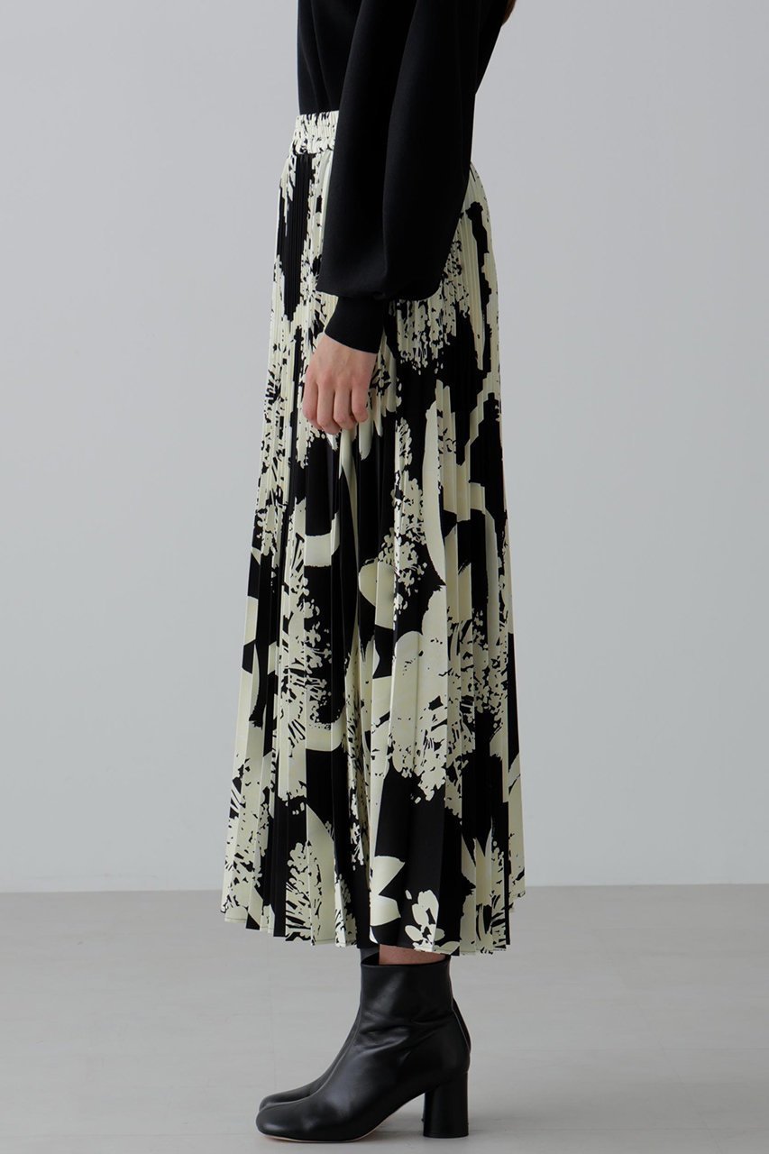 【アドーア/ADORE】のフローラルプリントスカート 人気、トレンドファッション・服の通販 founy(ファニー) 　ファッション　Fashion　レディースファッション　Fashion for Women　スカート　Skirts　ロングスカート　Long Skirts / Maxi & Midi Skirts　プリント　Print, Printed Pattern　プリーツ　Pleats, Pleated　モチーフ　Motif, Design Theme　ロング　Long, Long-Length　新作・新入荷　New Arrivals / New In　other-6|ID: prp329100004630197 ipo3291000000033299978