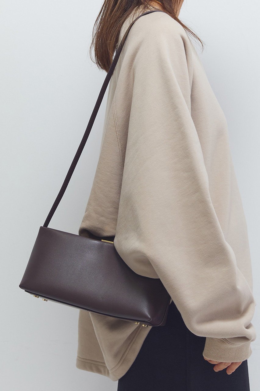 【プルミエ アロンディスモン/1er Arrondissement】の【PUNTI】“PORTRAIT-ONE SHLD”ワンハンドルバッグ 人気、トレンドファッション・服の通販 founy(ファニー) 　ファッション　Fashion　レディースファッション　Fashion for Women　バッグ　Bags　ショルダー　Shoulder, Shoulder Strap　シンプル　Simple, Minimal　トレンド　Trend, Trending Now　フォルム　Silhouette, Form　ベーシック　Basic, Essential　エレガント 上品　Elegant　other-6|ID: prp329100004630720 ipo3291000000033439756