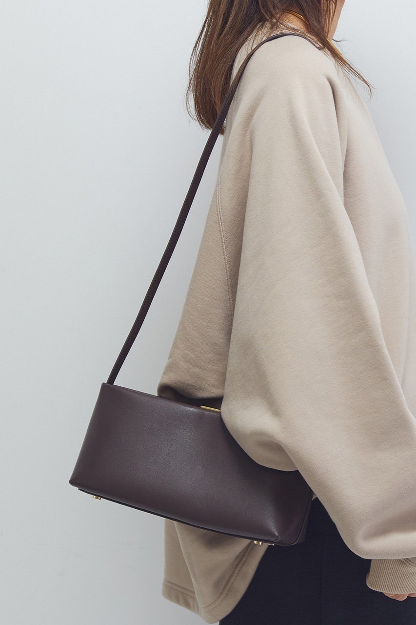 【プルミエ アロンディスモン/1er Arrondissement】の【PUNTI】“PORTRAIT-ONE SHLD”ワンハンドルバッグ 大人の最旬トレンドファッション＆コーディネート founy(ファウニー) 　ファッション　Fashion　レディースファッション　Fashion for Women　バッグ　Bags　ショルダー　Shoulder, Shoulder Strap　シンプル　Simple, Minimal　トレンド　Trend, Trending Now　フォルム　Silhouette, Form　ベーシック　Basic, Essential　エレガント 上品　Elegant　other-7|ID: prp329100004630720 ipo3291000000036241431