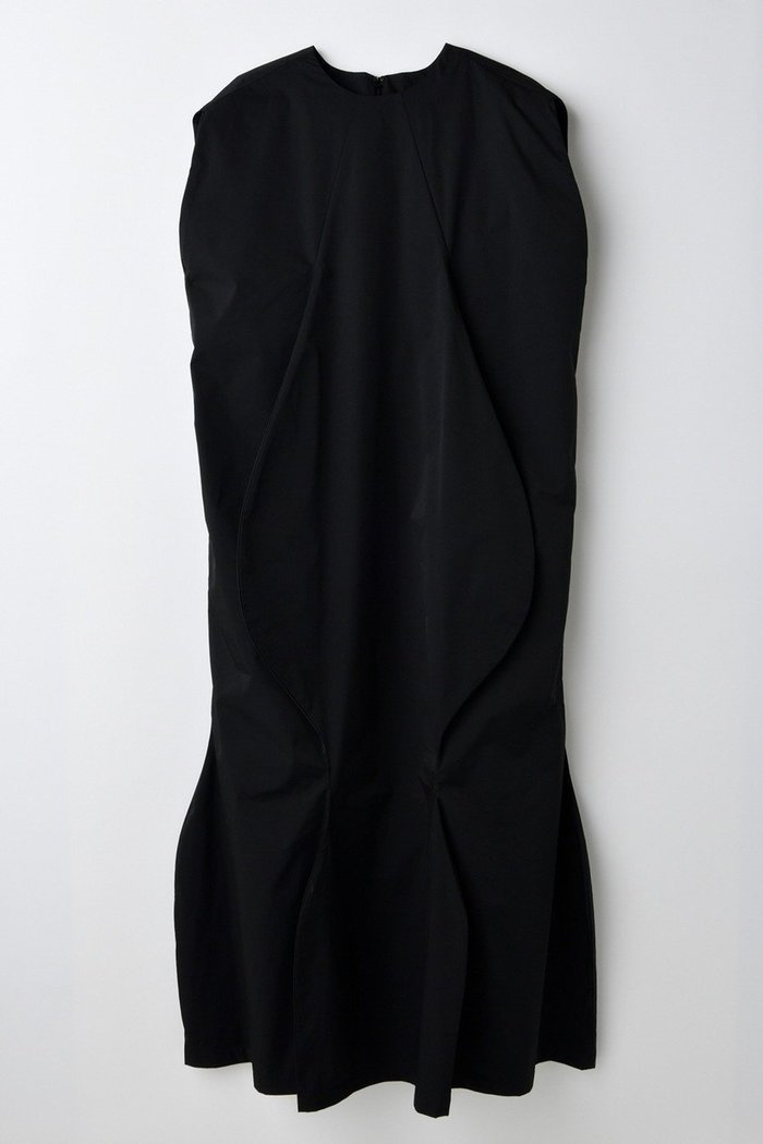 【エンフォルド/ENFOLD】の【8/13 12:00販売開始】CIRCLE DRESS/ドレス インテリア・キッズ・メンズ・レディースファッション・服の通販 founy(ファニー) https://founy.com/ ファッション Fashion レディースファッション Fashion for Women ワンピース Dresses フォーマル・パーティードレス・結婚式用ドレス Elegant & Casual Dresses チュニック Tunic Tops & Dresses おすすめ Recommended / Our Picks ウェーブ Wavy Pattern スリーブ Sleeve, Long Sleeve / Short Sleeve チュニック Tunic, Long Top ドレス Dress, One-Piece フリル Frill, Ruffle フレンチ French, French Style ロング Long, Long-Length 新作・新入荷 New Arrivals / New In |ID: prp329100004630788 ipo3291000000033313176