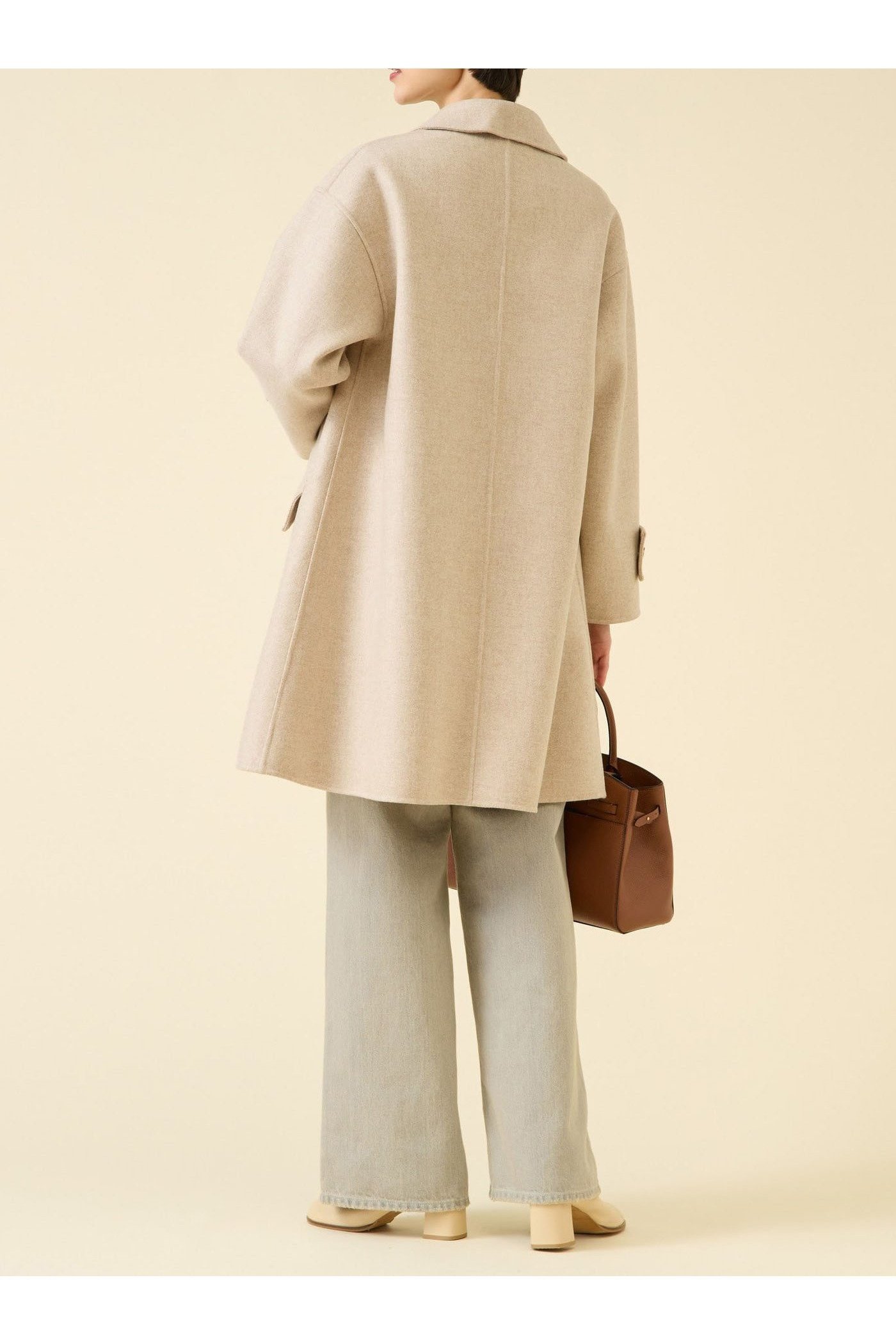 【マルティニーク/martinique】の《別注》【MACKINTOSH】HUMBIE SL MB EX ダブルフェイス 人気、トレンドファッション・服の通販 founy(ファニー) 　ファッション　Fashion　レディースファッション　Fashion for Women　アウター　Coat / Outerwear Collection　コート・ロングコート・ピーコート　Long Coats, Peacoats & More　キルティング　Quilted, Quilting　コンパクト　Compact, Small Size　ショート　Short, Short Length　シルバー　Silver, Metallic Silver　ジャケット　Jacket, Outerwear　スペシャル　Special, Limited Edition　スリム　Slim, Slim Fit　ダブル　Double, Double-Breasted　フィット　Fit, Slim Fit　フェイス　Face, Facial Design　別注　Limited Edition, Custom Order　メルトン　Melton, Heavy Wool　リュクス　Luxury, Elegant, High-End, Chic　レギュラー　Regular, Standard Fit　ロンドン　London Style, British Inspired　A/W・秋冬　Autumn/Winter　2025年　2025　2025-2026秋冬・A/W　Autumn/Winter 2025–26 AW25–26　other-2|ID: prp329100004630817 ipo3291000000033313385