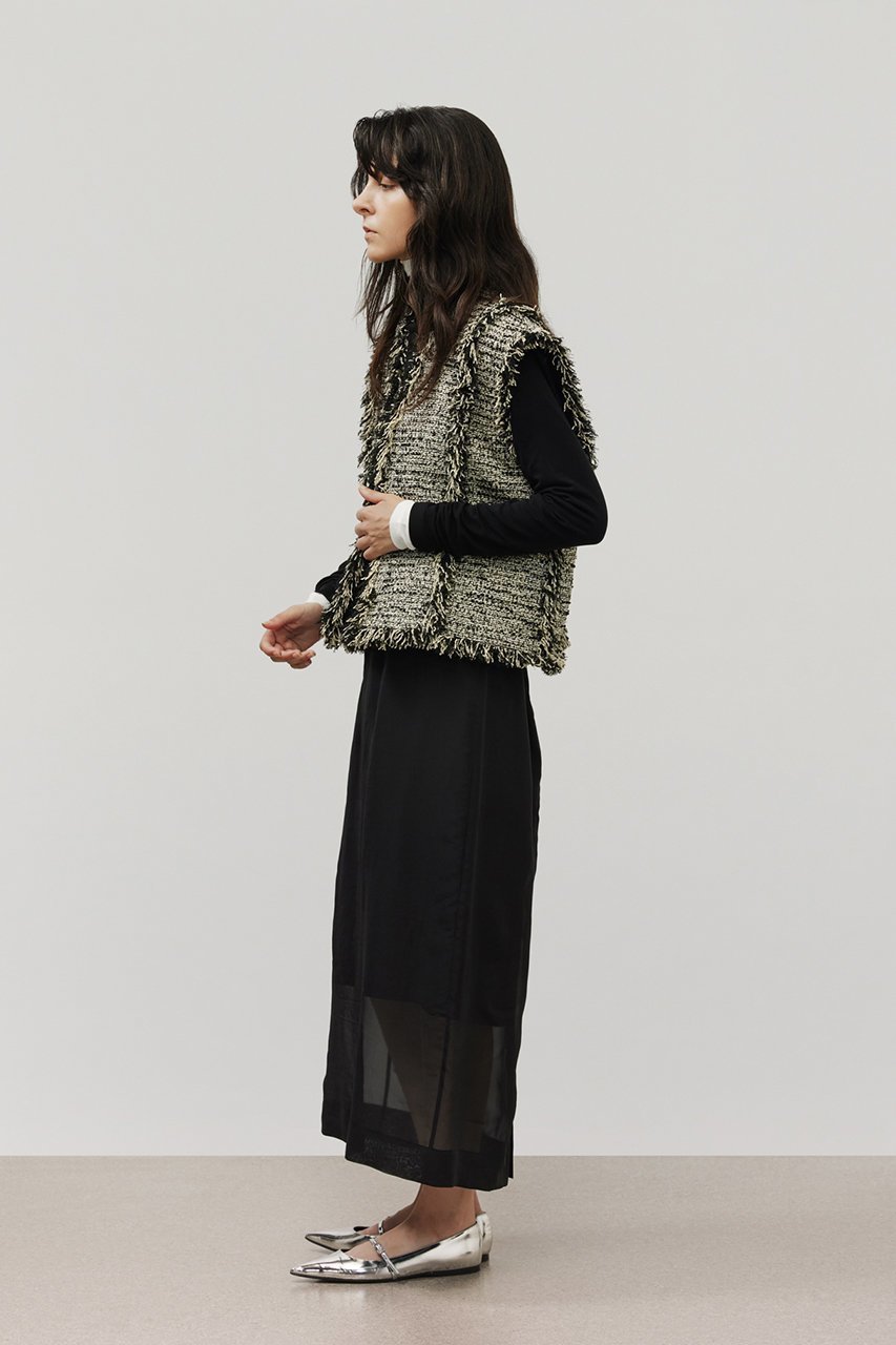 【デパリエ/DEPAREILLE】のファンシーツイードVネックジレ 人気、トレンドファッション・服の通販 founy(ファニー) 　ファッション　Fashion　レディースファッション　Fashion for Women　アウター　Coat / Outerwear Collection　レディースジャケット・軽アウター　Jackets　ジャケット　Jacket, Outerwear　ツイード　Twill, Twill Weave　デニム　Denim, Jeans Material　ベスト　Vest, Waistcoat　リュクス　Luxury, Elegant, High-End, Chic　other-8|ID: prp329100004630822 ipo3291000000033527688