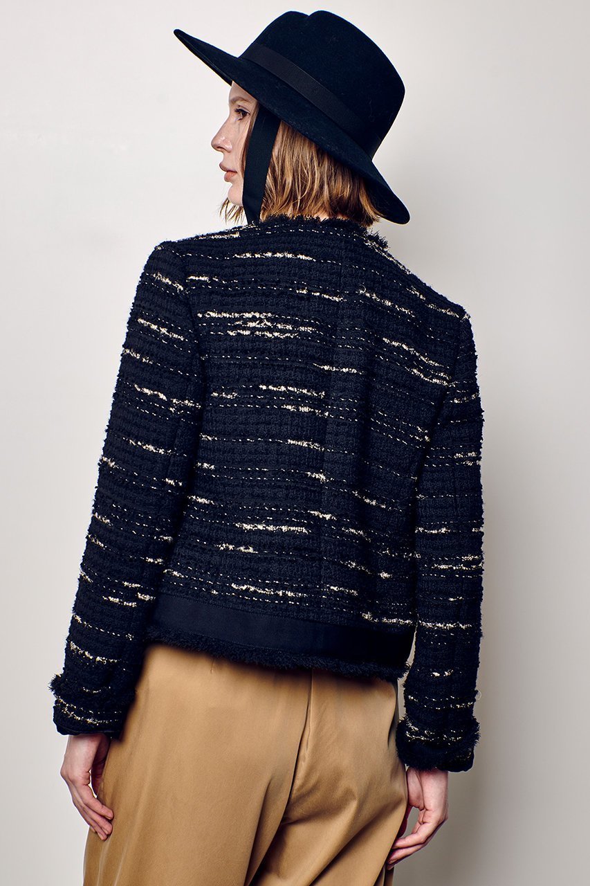 【アルアバイル/allureville】のジオリカツイードラウンドネックジャケット 人気、トレンドファッション・服の通販 founy(ファニー) 　ファッション　Fashion　レディースファッション　Fashion for Women　アウター　Coat / Outerwear Collection　レディースジャケット・軽アウター　Jackets　2025年　2025　2025-2026秋冬・A/W　Autumn/Winter 2025–26 AW25–26　おすすめ　Recommended / Our Picks　イタリア　Italy　オケージョン　Occasion Wear　ジャケット　Jacket, Outerwear　セットアップ　Set-Up, Coordinated Outfit　ツイード　Twill, Twill Weave　フリンジ　Fringe, Tassel　ポケット　Pocket, Pocket Detail　リボン　Ribbon, Bow　エレガント 上品　Elegant　A/W・秋冬　Autumn/Winter　other-4|ID: prp329100004630831 ipo3291000000033313495