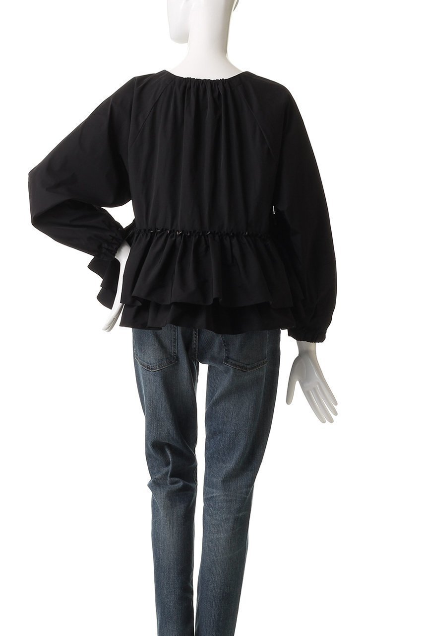 【マリリンムーン/MARILYN MOON】のスパイラルタフタラッフルブルゾン 人気、トレンドファッション・服の通販 founy(ファニー) 　ファッション　Fashion　レディースファッション　Fashion for Women　アウター　Coat / Outerwear Collection　レディースジャケット・軽アウター　Jackets　ブルゾンジャケット・スポーティアウター　Blouson Jackets　2025年　2025　2025-2026秋冬・A/W　Autumn/Winter 2025–26 AW25–26　ギャザー　Gathered, Ruffled　ジャケット　Jacket, Outerwear　バランス　Balance, Style Balance　フロント　Front, Front Design　ブルゾン　Blouson, Bomber Jacket　ボトム　Bottoms, Lower Wear　ポケット　Pocket, Pocket Detail　ラッフル　Ruffle, Frill　A/W・秋冬　Autumn/Winter　other-4|ID: prp329100004630838 ipo3291000000033313545