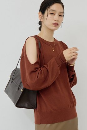 【ガリャルダガランテ/GALLARDAGALANTE】 【2WAY】ショルダースリットニット人気、トレンドファッション・服の通販 founy(ファニー) ファッション Fashion レディースファッション Fashion for Women トップス・カットソー Cut & Sew Tops ニット Knit Tops & Sweaters カジュアルプルオーバー・ニットトップス Pullovers & Knit Tops / Casual Pullovers 2025年 2025 2025-2026秋冬・A/W Autumn/Winter 2025–26 AW25–26 スリット Slit, Slit Detail A/W・秋冬 Autumn/Winter 長袖 Long Sleeve, Full Sleeve |ID:prp329100004630842