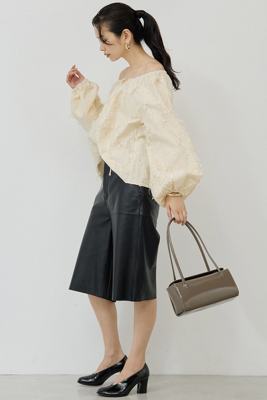 【ガリャルダガランテ/GALLARDAGALANTE】のレザーハーフパンツ 人気、トレンドファッション・服の通販 founy(ファニー) 　ファッション　Fashion　レディースファッション　Fashion for Women　パンツ　Pants & Trousers　ショートパンツ・ハーフパンツ　High-Waisted & Relaxed Shorts　2025年　2025　2025-2026秋冬・A/W　Autumn/Winter 2025–26 AW25–26　おすすめ　Recommended / Our Picks　クール　Cool, Chic　ショート　Short, Short Length　ミックス　Mix, Mixed Style　エレガント 上品　Elegant　A/W・秋冬　Autumn/Winter　other-4|ID: prp329100004630848 ipo3291000000033313626