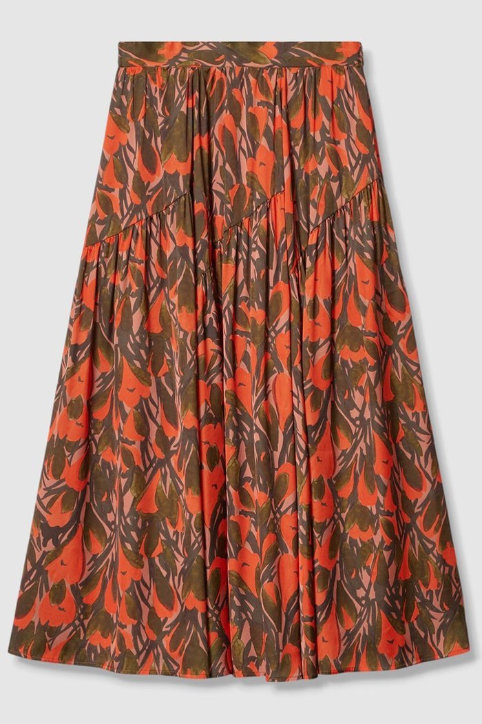 【アナイ/ANAYI】のペイントフラワープリントティアードスカート インテリア・キッズ・メンズ・レディースファッション・服の通販 founy(ファニー) https://founy.com/ ファッション Fashion レディースファッション Fashion for Women スカート Skirts ティアードスカート Tiered Skirts ロングスカート Long Skirts / Maxi & Midi Skirts おすすめ Recommended / Our Picks サテン Satin, Glossy Fabric セットアップ Set-Up, Coordinated Outfit ティアード Tiered, Tiered Style ティアードスカート Tiered Skirt, Flounced Skirt プリント Print, Printed Pattern ロング Long, Long-Length A/W・秋冬 Autumn/Winter |ID: prp329100004630866 ipo3291000000035868229