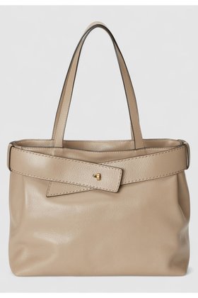 【アナイ/ANAYI】 ベルテットトートバッグ人気、トレンドファッション・服の通販 founy(ファニー) ファッション Fashion レディースファッション Fashion for Women バッグ Bags 2025年 2025 2025-2026秋冬・A/W Autumn/Winter 2025–26 AW25–26 おすすめ Recommended / Our Picks ポケット Pocket, Pocket Detail エレガント 上品 Elegant A/W・秋冬 Autumn/Winter ビジネス 仕事 通勤 Business / Work / Commuting |ID:prp329100004631578