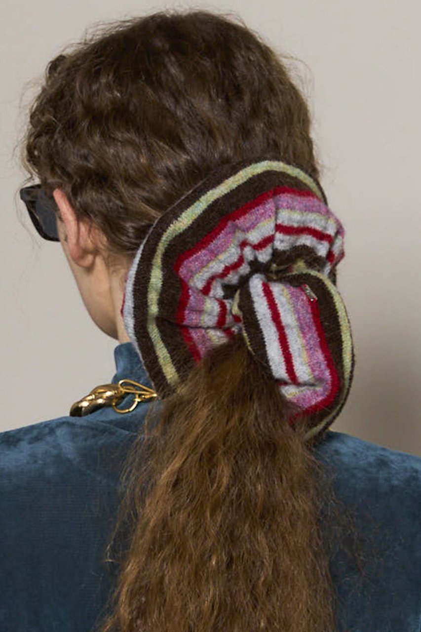 【メゾンスペシャル/MAISON SPECIAL】のMulti Border Knit Scrunchie/マルチボーダーニットシュシュ 人気、トレンドファッション・服の通販 founy(ファニー) 　ファッション　Fashion　レディースファッション　Fashion for Women　トップス・カットソー　Cut & Sew Tops　ニット　Knit Tops & Sweaters　シュシュ&ヘアアクセ/ヘアアレンジ　Scrunchies & Hair Accessories　2025年　2025　2025-2026秋冬・A/W　Autumn/Winter 2025–26 AW25–26　アクセサリー　Fashion Accessories　バランス　Balance, Style Balance　ワンポイント　One Point, Statement Accent　A/W・秋冬　Autumn/Winter　other-6|ID: prp329100004631583 ipo3291000000033327898