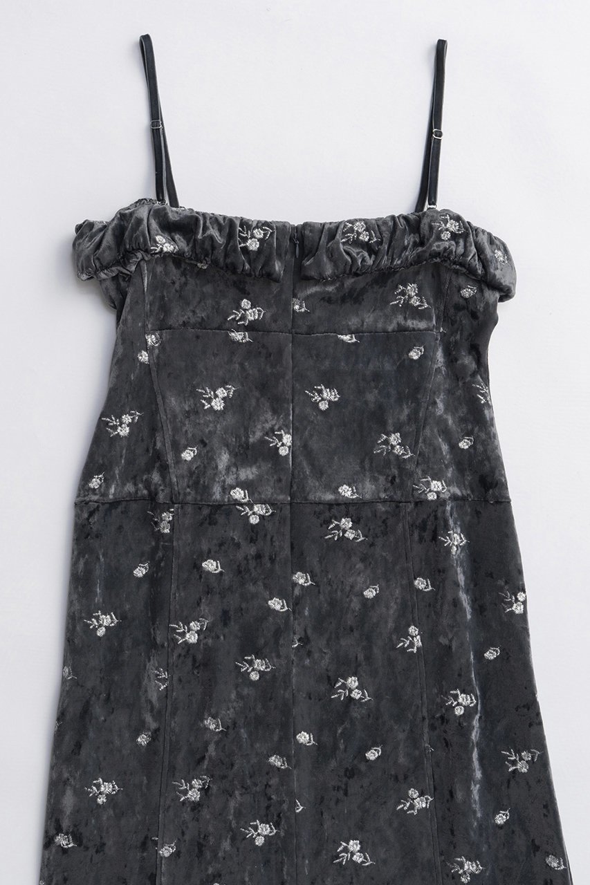 【メゾンスペシャル/MAISON SPECIAL】のFlower Embroidery Velour Camisole Dress/フラワーエンブロイダリーベロアキャミワンピース 人気、トレンドファッション・服の通販 founy(ファニー) 　ファッション　Fashion　レディースファッション　Fashion for Women　ワンピース　Dresses　フォーマル・パーティードレス・結婚式用ドレス　Elegant & Casual Dresses　キャミソールワンピース　Camisole Dresses　チュニック　Tunic Tops & Dresses　キャミワンピース　Cami Dress, Slip Dress　シルバー　Silver, Metallic Silver　ジャケット　Jacket, Outerwear　ストレッチ　Stretch, Stretchy Fabric　チュニック　Tunic, Long Top　フィット　Fit, Slim Fit　フェミニン　Feminine, Girly　フリル　Frill, Ruffle　ベロア　Velour, Soft Velvet　ライダース　Riders　ラップ　Wrap, Wrap Design　ロング　Long, Long-Length　A/W・秋冬　Autumn/Winter　おすすめ　Recommended / Our Picks　2025年　2025　2025-2026秋冬・A/W　Autumn/Winter 2025–26 AW25–26　other-5|ID: prp329100004631611 ipo3291000000033328217