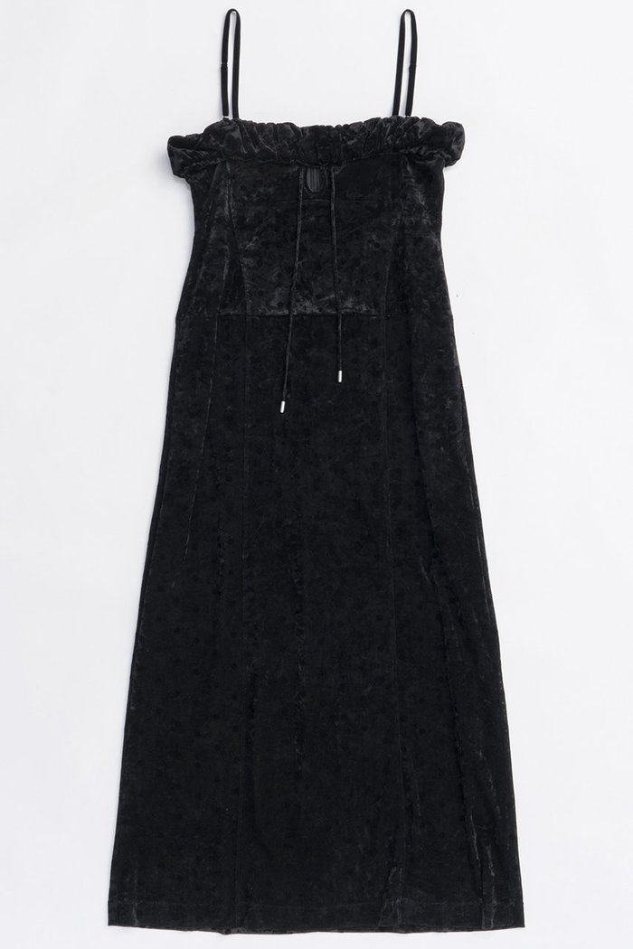 【メゾンスペシャル/MAISON SPECIAL】のScrunchie Velour Camisole Dress/シュシュベロアキャミワンピース インテリア・キッズ・メンズ・レディースファッション・服の通販 founy(ファニー) https://founy.com/ ファッション Fashion レディースファッション Fashion for Women ワンピース Dresses フォーマル・パーティードレス・結婚式用ドレス Elegant & Casual Dresses キャミソールワンピース Camisole Dresses チュニック Tunic Tops & Dresses シュシュ&ヘアアクセ/ヘアアレンジ Scrunchies & Hair Accessories 2025年 2025 2025-2026秋冬・A/W Autumn/Winter 2025–26 AW25–26 おすすめ Recommended / Our Picks なめらか Smooth, Silky Texture キャミワンピース Cami Dress, Slip Dress クラッシュ Distressed, Crashed Style チュニック Tunic, Long Top フィット Fit, Slim Fit フリル Frill, Ruffle ベロア Velour, Soft Velvet ラップ Wrap, Wrap Design ロング Long, Long-Length A/W・秋冬 Autumn/Winter |ID: prp329100004631612 ipo3291000000033328222