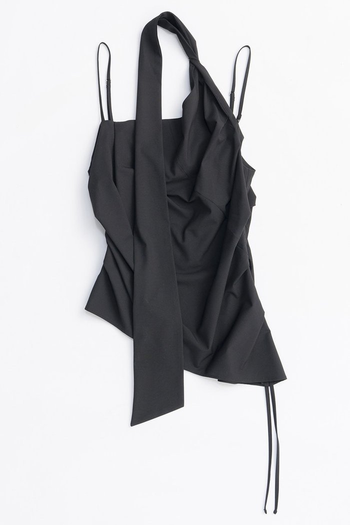 【メゾンスペシャル/MAISON SPECIAL】のDrape Asymmetry Tie Bustier/ドレープアシメタイビスチェ インテリア・キッズ・メンズ・レディースファッション・服の通販 founy(ファニー) https://founy.com/ ファッション Fashion レディースファッション Fashion for Women トップス・カットソー Cut & Sew Tops キャミソール&ノースリーブ Camisoles & Sleeveless Tops シャツ・ブラウス・オフィスカジュアル Elegant Blouses & Button-Ups ビスチェ Bustiers & Corset Tops / Layered Bustier Style 2025年 2025 2025-2026秋冬・A/W Autumn/Winter 2025–26 AW25–26 アシンメトリー Asymmetrical Style カットソー Cut and Sewn Top ギャザー Gathered, Ruffled クラシック Classic, Timeless Style スーツ Suit, Formalwear ドレープ Drape, Draping Fabric ノースリーブ Sleeveless, No-Sleeve エレガント 上品 Elegant A/W・秋冬 Autumn/Winter |ID: prp329100004631620 ipo3291000000033328324