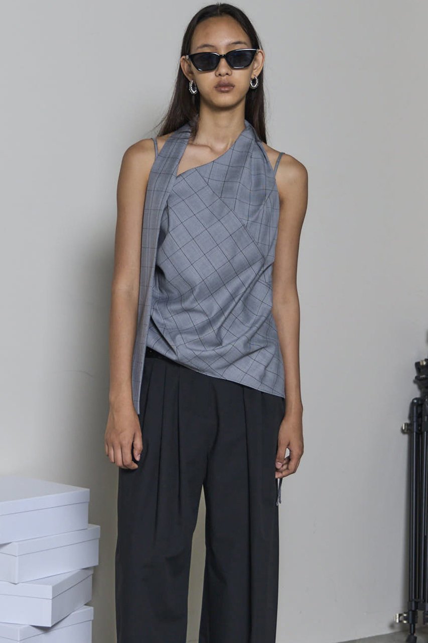 【メゾンスペシャル/MAISON SPECIAL】のDrape Asymmetry Tie Bustier/ドレープアシメタイビスチェ 人気、トレンドファッション・服の通販 founy(ファニー) 　ファッション　Fashion　レディースファッション　Fashion for Women　トップス・カットソー　Cut & Sew Tops　キャミソール&ノースリーブ　Camisoles & Sleeveless Tops　シャツ・ブラウス・オフィスカジュアル　Elegant Blouses & Button-Ups　ビスチェ　Bustiers & Corset Tops / Layered Bustier Style　2025年　2025　2025-2026秋冬・A/W　Autumn/Winter 2025–26 AW25–26　アシンメトリー　Asymmetrical Style　カットソー　Cut and Sewn Top　ギャザー　Gathered, Ruffled　クラシック　Classic, Timeless Style　スーツ　Suit, Formalwear　ドレープ　Drape, Draping Fabric　ノースリーブ　Sleeveless, No-Sleeve　エレガント 上品　Elegant　A/W・秋冬　Autumn/Winter　other-7|ID: prp329100004631620 ipo3291000000033328339