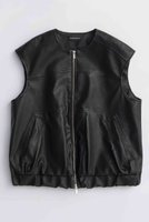 【メゾンスペシャル/MAISON SPECIAL】のVegan Leather Vest/ヴィーガンレザーベスト 人気、トレンドファッション・服の通販 founy(ファニー) ファッション Fashion レディースファッション Fashion for Women アウター Coat / Outerwear Collection レディースジャケット・軽アウター Jackets インナー Innerwear ギャザー Gathered, Ruffled 軽量 Lightweight, Ultra Light ジップ Zip, Zipper ジャケット Jacket, Outerwear バランス Balance, Style Balance フロント Front, Front Design ベスト Vest, Waistcoat 羽織 Haori, Light Jacket メタリック Metallic, Shiny Finish モダン Modern, Contemporary リアル Real, Realistic A/W・秋冬 Autumn/Winter 2025年 2025 2025-2026秋冬・A/W Autumn/Winter 2025–26 AW25–26 |ID:prp329100004631641