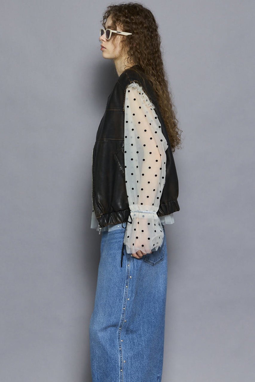 【メゾンスペシャル/MAISON SPECIAL】のVegan Leather Vest/ヴィーガンレザーベスト 人気、トレンドファッション・服の通販 founy(ファニー) 　ファッション　Fashion　レディースファッション　Fashion for Women　アウター　Coat / Outerwear Collection　レディースジャケット・軽アウター　Jackets　インナー　Innerwear　ギャザー　Gathered, Ruffled　軽量　Lightweight, Ultra Light　ジップ　Zip, Zipper　ジャケット　Jacket, Outerwear　バランス　Balance, Style Balance　フロント　Front, Front Design　ベスト　Vest, Waistcoat　羽織　Haori, Light Jacket　メタリック　Metallic, Shiny Finish　モダン　Modern, Contemporary　リアル　Real, Realistic　A/W・秋冬　Autumn/Winter　2025年　2025　2025-2026秋冬・A/W　Autumn/Winter 2025–26 AW25–26　other-4|ID: prp329100004631641 ipo3291000000033328641