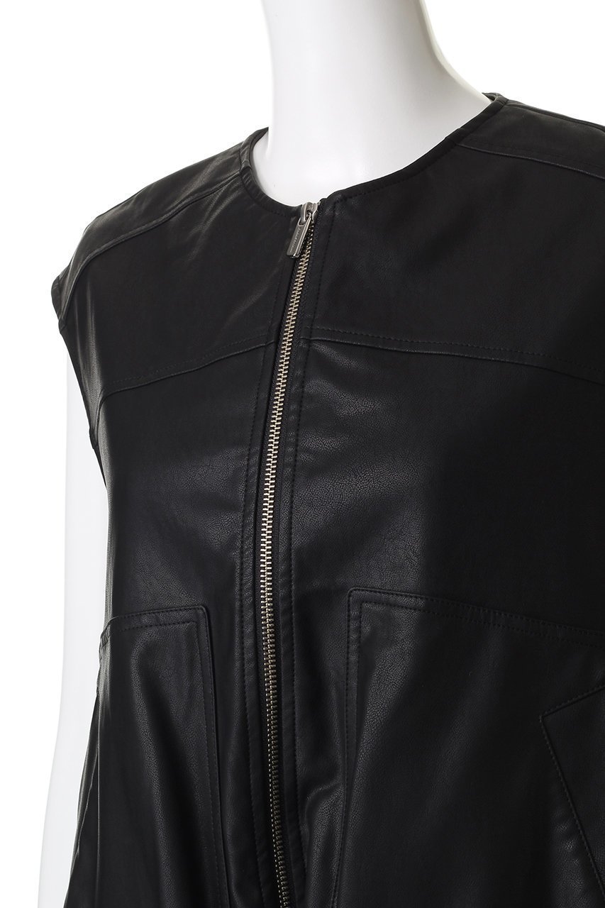 【メゾンスペシャル/MAISON SPECIAL】のfaux Leather Vest/フェイクレザーベスト 人気、トレンドファッション・服の通販 founy(ファニー) 　ファッション　Fashion　レディースファッション　Fashion for Women　アウター　Coat / Outerwear Collection　レディースジャケット・軽アウター　Jackets　インナー　Innerwear　ギャザー　Gathered, Ruffled　ジップ　Zip, Zipper　ジャケット　Jacket, Outerwear　バランス　Balance, Style Balance　フェイクレザー　Faux Leather, PU Leather　フロント　Front, Front Design　ベスト　Vest, Waistcoat　メタリック　Metallic, Shiny Finish　モダン　Modern, Contemporary　リアル　Real, Realistic　羽織　Haori, Light Jacket　軽量　Lightweight, Ultra Light　other-5|ID: prp329100004631641 ipo3291000000035884151