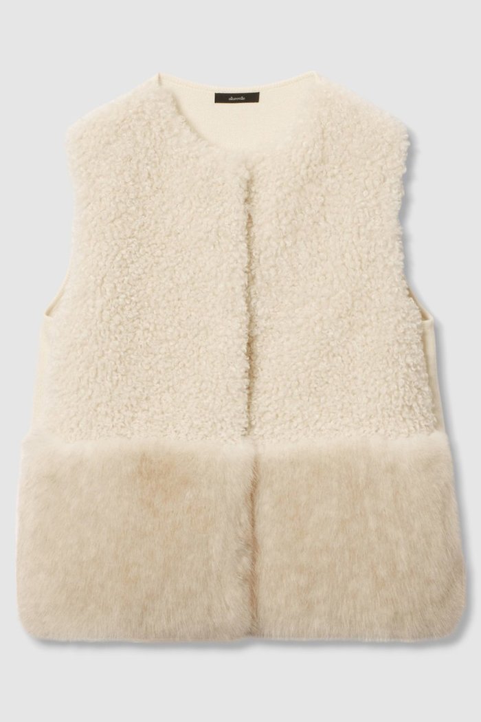 【アルアバイル/allureville】のフェイクボアコンビニットジレ インテリア・キッズ・メンズ・レディースファッション・服の通販 founy(ファニー) https://founy.com/ ファッション Fashion レディースファッション Fashion for Women アウター Coat / Outerwear Collection レディースジャケット・軽アウター Jackets コンパクト Compact, Small Size ジャケット Jacket, Outerwear スポーティ Sporty, Casual Athletic ドット Polka Dot, Dot Pattern フォックス Fox, Fox Fur ベスト Vest, Waistcoat |ID: prp329100004631646 ipo3291000000035741795