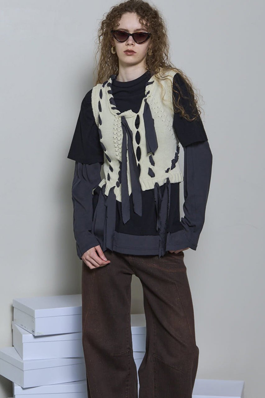 【メゾンスペシャル/MAISON SPECIAL】のRibbon Stitch Knit Vest/リボンステッチニットベスト 人気、トレンドファッション・服の通販 founy(ファニー) 　ファッション　Fashion　レディースファッション　Fashion for Women　トップス・カットソー　Cut & Sew Tops　ニット　Knit Tops & Sweaters　ベスト&ジレ / 重ね着スタイル　Vests & Gilets　カジュアルプルオーバー・ニットトップス　Pullovers & Knit Tops / Casual Pullovers　秋　Autumn　シンプル　Simple, Minimal　ベスト　Vest, Waistcoat　リボン　Ribbon, Bow　ロング　Long, Long-Length　おすすめ　Recommended / Our Picks　夏　Summer　other-7|ID: prp329100004631650 ipo3291000000035797931
