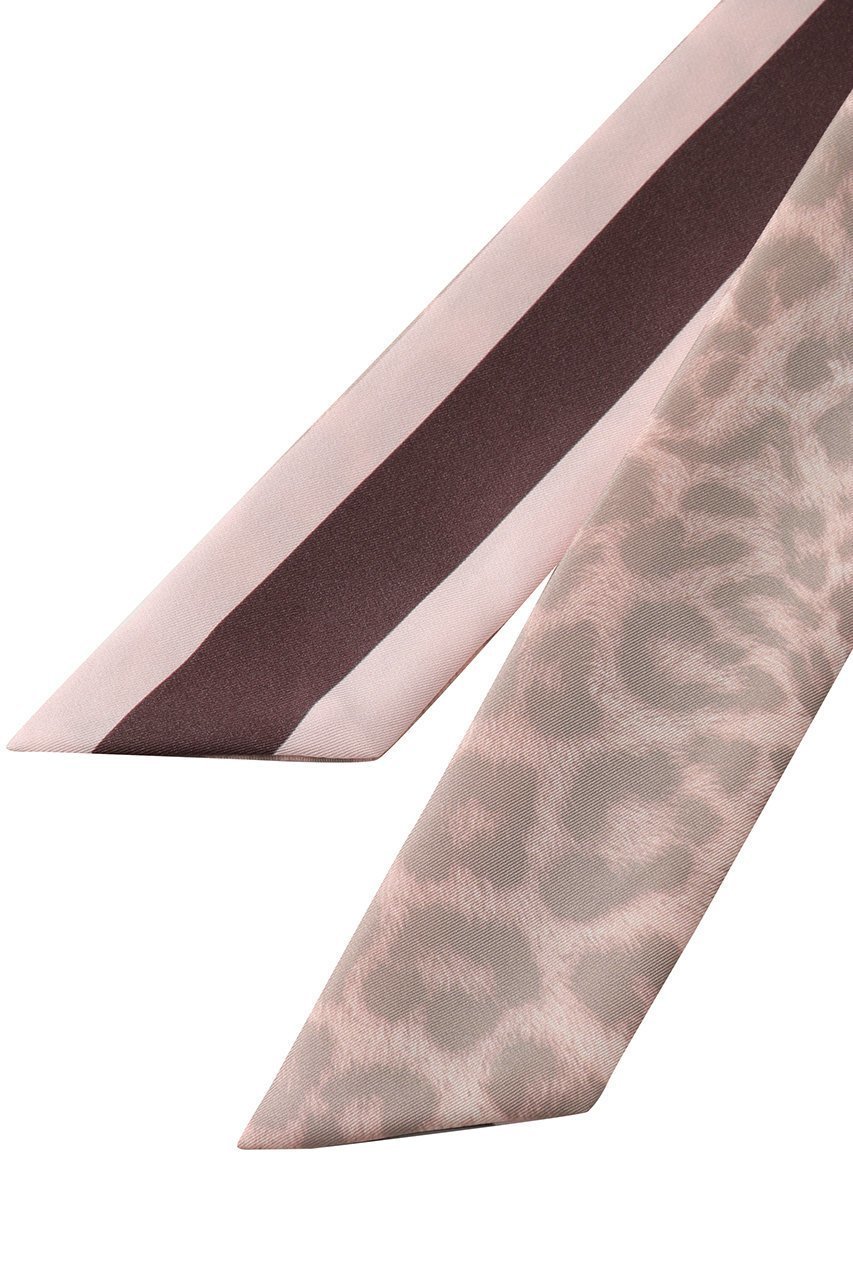 【アナイ/ANAYI】のレオパードコンビPT細巾スカーフ 人気、トレンドファッション・服の通販 founy(ファニー) 　ファッション　Fashion　レディースファッション　Fashion for Women　ストール　Soft & Warm Scarves　マフラー・スヌード / 冬小物の定番　Scarves & Mufflers　なめらか　Smooth, Silky Texture　シルク　Silk, 100% Silk　スカーフ　Scarf, Neckwear　ストール　Stole, Wrap　マフラー　Scarf, Muffler　ラグジュアリー　Luxury, Elegant　レオパード　Leopard, Animal Print　再入荷　Restock / Back in Stock　other-4|ID: prp329100004632761 ipo3291000000035321218