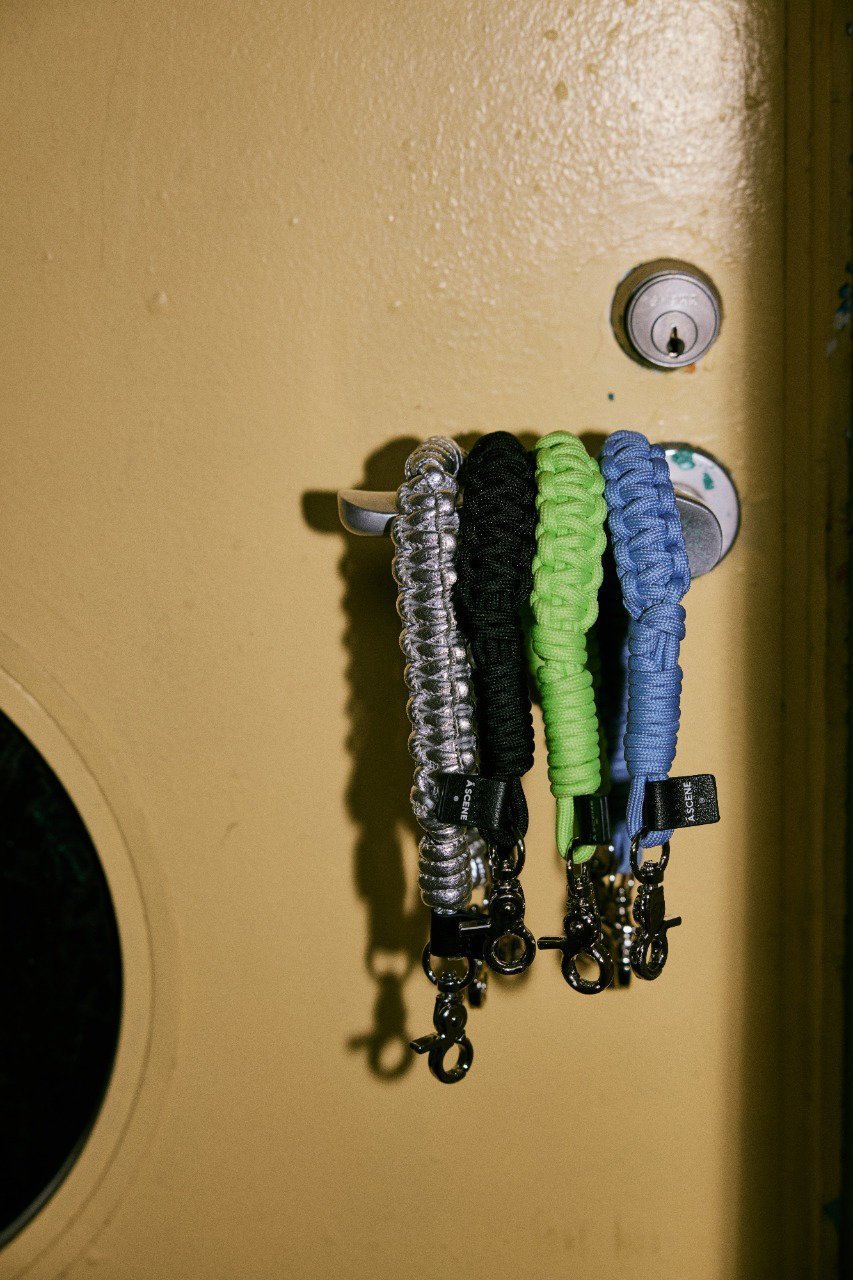 【エーシーン/A SCENE】のDesign paracord strap -plain- 人気、トレンドファッション・服の通販 founy(ファニー) 　ファッション　Fashion　レディースファッション　Fashion for Women　2025年　2025　2025-2026秋冬・A/W　Autumn/Winter 2025–26 AW25–26　ギフト プレゼント　Gift / Present　スマホ　Smartphone, Mobile Device　ラップ　Wrap, Wrap Design　A/W・秋冬　Autumn/Winter　other-5|ID: prp329100004632766 ipo3291000000033341348