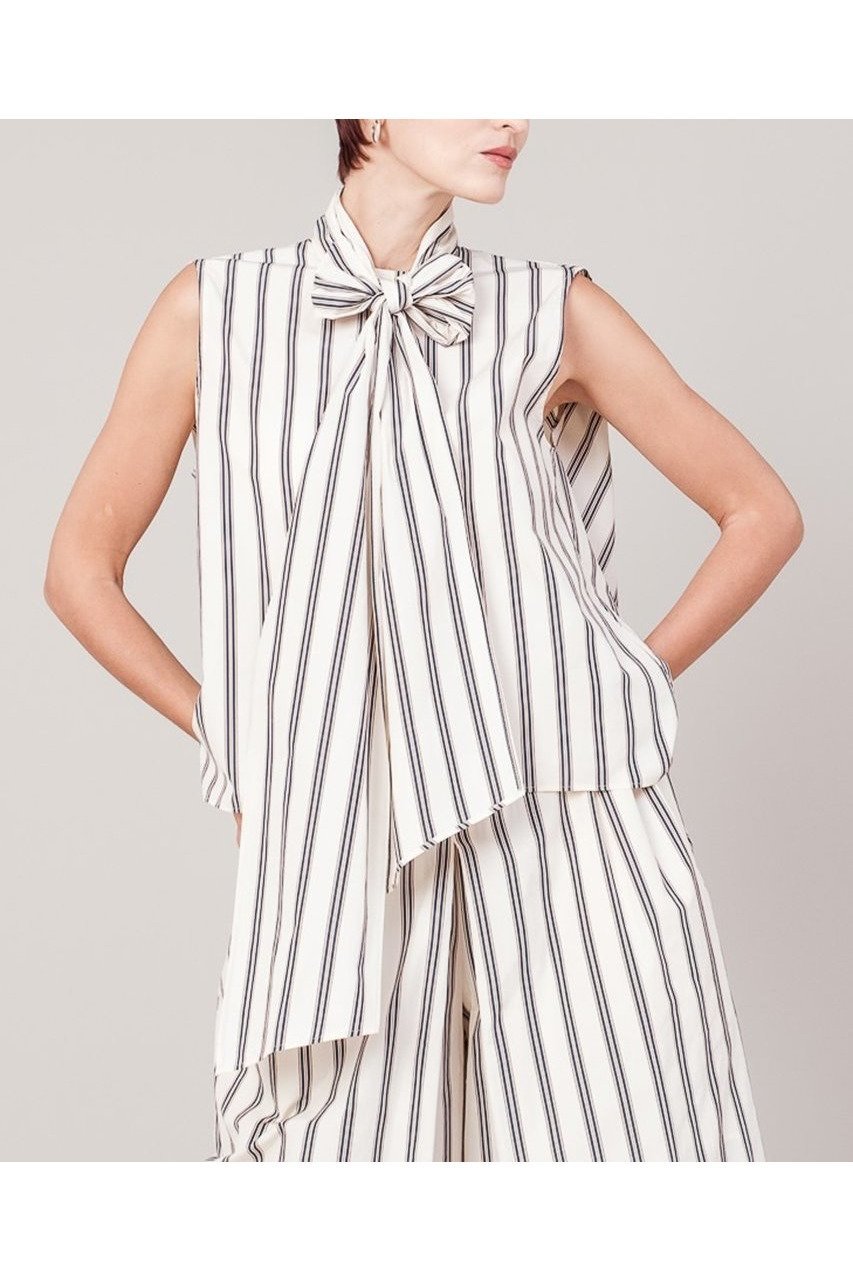 【ドメル/DOMELLE】のストライプ ブラウス 人気、トレンドファッション・服の通販 founy(ファニー) 　ファッション　Fashion　レディースファッション　Fashion for Women　トップス・カットソー　Cut & Sew Tops　キャミソール&ノースリーブ　Camisoles & Sleeveless Tops　シャツ・ブラウス・オフィスカジュアル　Elegant Blouses & Button-Ups　2025年　2025　2025-2026秋冬・A/W　Autumn/Winter 2025–26 AW25–26　コンパクト　Compact, Small Size　シルク　Silk, 100% Silk　シンプル　Simple, Minimal　ストライプ　Stripe, Striped Pattern　ドレープ　Drape, Draping Fabric　ノースリーブ　Sleeveless, No-Sleeve　パウダー　Powder, Soft Tone　プリント　Print, Printed Pattern　ボトム　Bottoms, Lower Wear　ミックス　Mix, Mixed Style　レオパード　Leopard, Animal Print　A/W・秋冬　Autumn/Winter　other-8|ID: prp329100004632812 ipo3291000000033341722
