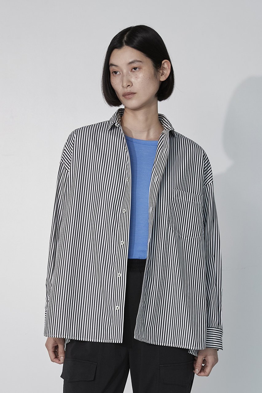 【ティッカ/TICCA】のスクエアビッグシャツ 人気、トレンドファッション・服の通販 founy(ファニー) 　ファッション　Fashion　レディースファッション　Fashion for Women　トップス・カットソー　Cut & Sew Tops　シャツ・ブラウス・オフィスカジュアル　Elegant Blouses & Button-Ups　2025年　2025　2025-2026秋冬・A/W　Autumn/Winter 2025–26 AW25–26　コンパクト　Compact, Small Size　スリーブ　Sleeve, Long Sleeve / Short Sleeve　ドレス　Dress, One-Piece　ボトム　Bottoms, Lower Wear　リラックス　Relax, Relaxed Fit　ロング　Long, Long-Length　エレガント 上品　Elegant　定番　Standard, Basic Item　A/W・秋冬　Autumn/Winter　other-7|ID: prp329100004632815 ipo3291000000033341761