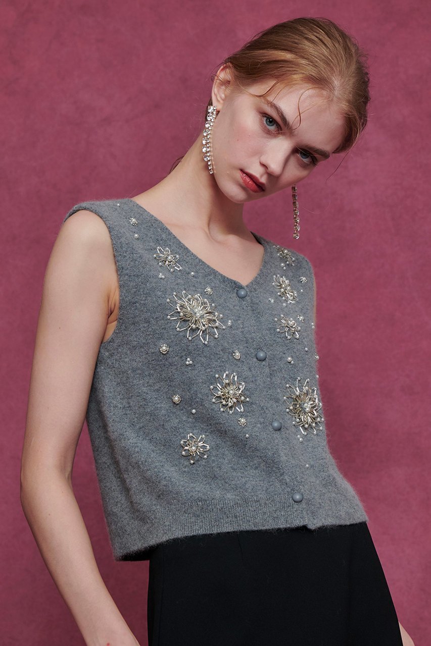 【アルアバイル/allureville】の【LOULOU WILLOUGHBY】ビーズフラワージレ 人気、トレンドファッション・服の通販 founy(ファニー) 　ファッション　Fashion　レディースファッション　Fashion for Women　トップス・カットソー　Cut & Sew Tops　ニット　Knit Tops & Sweaters　カーディガン・羽織り　Layered Style Cardigans　ベスト&ジレ / 重ね着スタイル　Vests & Gilets　アンサンブル　Ensemble Set　カーディガン　Cardigan, Knitwear　ビジュー　Bijou, Jewel-like Accent　モチーフ　Motif, Design Theme　再入荷　Restock / Back in Stock　other-6|ID: prp329100004632840 ipo3291000000034241802