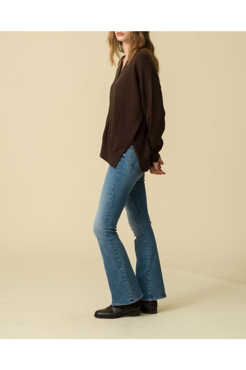 【マザー/MOTHER】のHIGH WAISTED WEEKENDER SKIMP フレアデニム (SWN) 人気、トレンドファッション・服の通販 founy(ファニー) 　ファッション　Fashion　レディースファッション　Fashion for Women　パンツ　Pants & Trousers　デニムパンツ・ジーンズ・美脚デニム　Denim Jeans & Pants　2025年　2025　2025-2026秋冬・A/W　Autumn/Winter 2025–26 AW25–26　ダメージ　Distressed, Destroyed　デニム　Denim, Jeans Material　フレア　Flare, Flared　定番　Standard, Basic Item　A/W・秋冬　Autumn/Winter　other-7|ID: prp329100004632867 ipo3291000000033342131