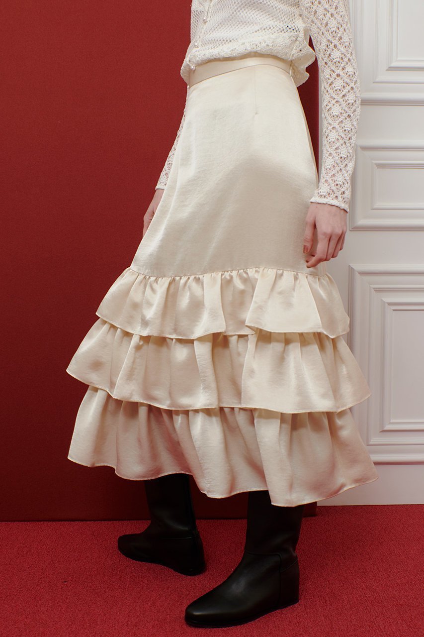 【アルアバイル/allureville】の【LOULOU WILLOUGHBY】トリアセサテンティアードスカート 人気、トレンドファッション・服の通販 founy(ファニー) 　ファッション　Fashion　レディースファッション　Fashion for Women　スカート　Skirts　ティアードスカート　Tiered Skirts　ロングスカート　Long Skirts / Maxi & Midi Skirts　2025年　2025　2025-2026秋冬・A/W　Autumn/Winter 2025–26 AW25–26　サテン　Satin, Glossy Fabric　ティアード　Tiered, Tiered Style　ティアードスカート　Tiered Skirt, Flounced Skirt　ドレープ　Drape, Draping Fabric　ロング　Long, Long-Length　A/W・秋冬　Autumn/Winter　other-7|ID: prp329100004632883 ipo3291000000033342283