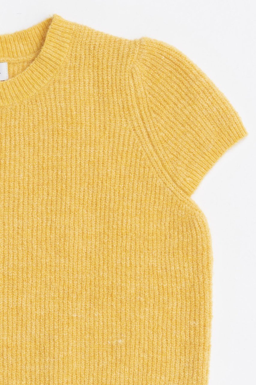 【メゾンスペシャル/MAISON SPECIAL】のCap Sleeve Knit Tops/キャップスリーブニットトップス 人気、トレンドファッション・服の通販 founy(ファニー) 　ファッション　Fashion　レディースファッション　Fashion for Women　トップス・カットソー　Cut & Sew Tops　ニット　Knit Tops & Sweaters　カジュアルプルオーバー・ニットトップス　Pullovers & Knit Tops / Casual Pullovers　2025年　2025　2025-2026秋冬・A/W　Autumn/Winter 2025–26 AW25–26　キャップ　Cap, Baseball Cap　コンパクト　Compact, Small Size　スリーブ　Sleeve, Long Sleeve / Short Sleeve　バランス　Balance, Style Balance　ベーシック　Basic, Essential　畦　Ribbed Knit　A/W・秋冬　Autumn/Winter　other-3|ID: prp329100004633592 ipo3291000000033356200