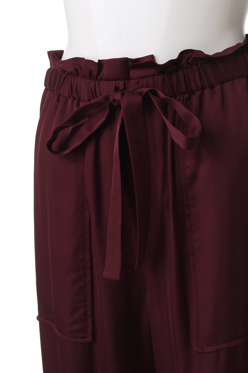 【デパリエ/DEPAREILLE】のヴィスコースサテンギャザーパンツ 人気、トレンドファッション・服の通販 founy(ファニー) ファッション Fashion レディースファッション Fashion for Women パンツ Pants & Trousers おすすめ Recommended / Our Picks とろみ Fluid, Flowy Fabric カットソー Cut and Sewn Top ギャザー Gathered, Ruffled サテン Satin, Glossy Fabric フリル Frill, Ruffle リボン Ribbon, Bow 再入荷 Restock / Back in Stock A/W・秋冬 Autumn/Winter other-5|ID: prp329100004633605 ipo3291000000035416513