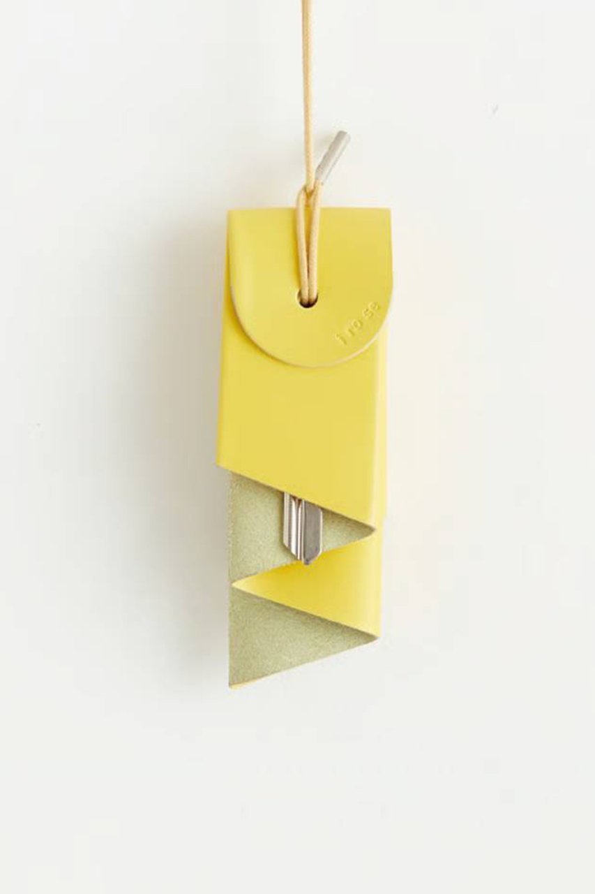 【イロセ/i ro se / GOODS】のAURORA KEY HOLDER インテリア・キッズ・メンズ・レディースファッション・服の通販 founy(ファニー) 　キーホルダー　Keychain, Key Holder　コンパクト　Compact, Small Size　シンプル　Simple, Minimal　ラップ　Wrap, Wrap Design　新作・新入荷　New Arrivals / New In　YELLOW|ID: prp329100004633612 ipo3291000000033356451