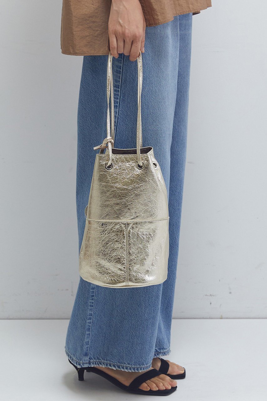 【プルミエ アロンディスモン/1er Arrondissement】の【WEB限定】【MARCO MASI】巾着ショルダーバッグ(ゴールド) 人気、トレンドファッション・服の通販 founy(ファニー) 　ファッション　Fashion　レディースファッション　Fashion for Women　イタリア　Italy　スマート　Smart, Elegant　ミラノ　Milano Style, Italian-Inspired　人気　Popular, Best Seller　再入荷　Restock / Back in Stock　巾着　Drawstring Bag, Kinchaku　財布　Wallet, Purse　other-3|ID: prp329100004634651 ipo3291000000035664409