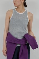 【ガリャルダガランテ/GALLARDAGALANTE】の【PEAS】リンガーベアタンク 人気、トレンドファッション・服の通販 founy(ファニー) ファッション Fashion レディースファッション Fashion for Women トップス・カットソー Cut & Sew Tops キャミソール&ノースリーブ Camisoles & Sleeveless Tops シャツ・ブラウス・オフィスカジュアル Elegant Blouses & Button-Ups ロングTシャツ・Tシャツ Longline T-Shirts & Tees カットソー・ベーシックTシャツ Cut-and-Sewn Tops / Stretch Tees & Basics 2025年 2025 2025-2026秋冬・A/W Autumn/Winter 2025–26 AW25–26 キャミソール Camisole, Spaghetti Strap Top コンパクト Compact, Small Size タンク Tank Top, Sleeveless Top デニム Denim, Jeans Material フィット Fit, Slim Fit ベスト Vest, Waistcoat A/W・秋冬 Autumn/Winter |ID:prp329100004634656