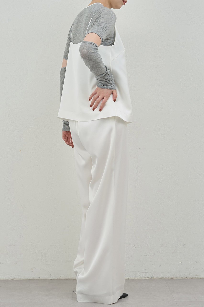 【ガリャルダガランテ/GALLARDAGALANTE】の【PEAS】サテンキャミソール 人気、トレンドファッション・服の通販 founy(ファニー) 　ファッション　Fashion　レディースファッション　Fashion for Women　トップス・カットソー　Cut & Sew Tops　キャミソール&ノースリーブ　Camisoles & Sleeveless Tops　シャツ・ブラウス・オフィスカジュアル　Elegant Blouses & Button-Ups　ロングTシャツ・Tシャツ　Longline T-Shirts & Tees　カットソー・ベーシックTシャツ　Cut-and-Sewn Tops / Stretch Tees & Basics　おすすめ　Recommended / Our Picks　エレガント 上品　Elegant　キャミソール　Camisole, Spaghetti Strap Top　サテン　Satin, Glossy Fabric　シンプル　Simple, Minimal　タンク　Tank Top, Sleeveless Top　デニム　Denim, Jeans Material　ドレープ　Drape, Draping Fabric　other-3|ID: prp329100004634657 ipo3291000000035630973