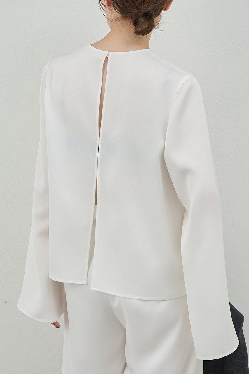 【ガリャルダガランテ/GALLARDAGALANTE】の【PEAS】サテンスリットクループルオーバー 人気、トレンドファッション・服の通販 founy(ファニー) 　ファッション　Fashion　レディースファッション　Fashion for Women　トップス・カットソー　Cut & Sew Tops　シャツ・ブラウス・オフィスカジュアル　Elegant Blouses & Button-Ups　カジュアルプルオーバー・ニットトップス　Pullovers & Knit Tops / Casual Pullovers　サテン　Satin, Glossy Fabric　スリット　Slit, Slit Detail　スリーブ　Sleeve, Long Sleeve / Short Sleeve　セットアップ　Set-Up, Coordinated Outfit　デニム　Denim, Jeans Material　ドレス　Dress, One-Piece　フォーマル　Formal, Dressy　ロング　Long, Long-Length　ワイド　Wide, Wide Fit　エレガント 上品　Elegant　羽織　Haori, Light Jacket　other-6|ID: prp329100004634666 ipo3291000000035504767