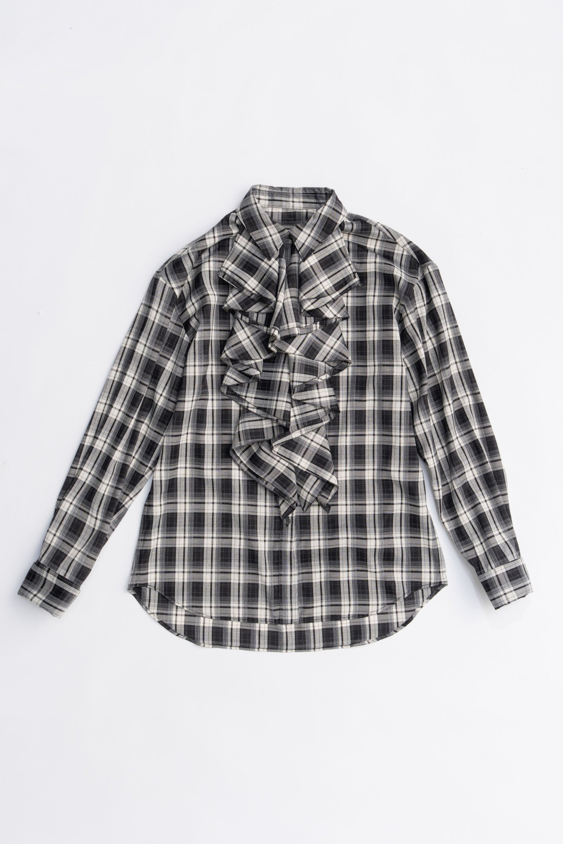 【プランク プロジェクト/PRANK PROJECT】のラッフルブラウス / Ruffle Blouse インテリア・キッズ・メンズ・レディースファッション・服の通販 founy(ファニー) 　ファッション　Fashion　レディースファッション　Fashion for Women　トップス・カットソー　Cut & Sew Tops　シャツ・ブラウス・オフィスカジュアル　Elegant Blouses & Button-Ups　2025年　2025　2025-2026秋冬・A/W　Autumn/Winter 2025–26 AW25–26　おすすめ　Recommended / Our Picks　クラシック　Classic, Timeless Style　ストライプ　Stripe, Striped Pattern　スラックス　Slacks, Dress Pants　スリーブ　Sleeve, Long Sleeve / Short Sleeve　デニム　Denim, Jeans Material　ラッフル　Ruffle, Frill　ロング　Long, Long-Length　A/W・秋冬　Autumn/Winter　BLK(ブラック)|ID: prp329100004634668 ipo3291000000033369449