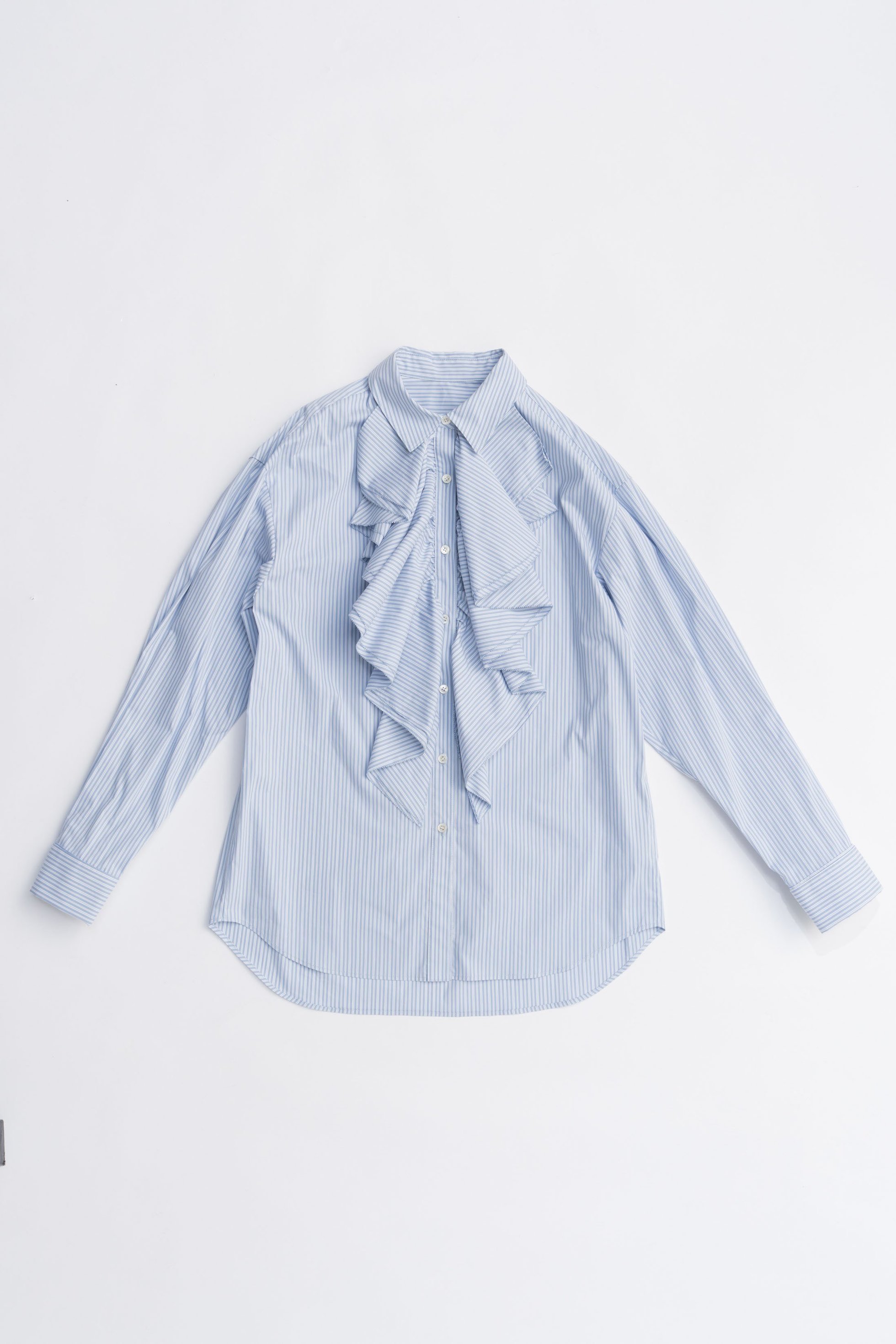 【プランク プロジェクト/PRANK PROJECT】のラッフルブラウス / Ruffle Blouse インテリア・キッズ・メンズ・レディースファッション・服の通販 founy(ファニー) 　ファッション　Fashion　レディースファッション　Fashion for Women　トップス・カットソー　Cut & Sew Tops　シャツ・ブラウス・オフィスカジュアル　Elegant Blouses & Button-Ups　2025年　2025　2025-2026秋冬・A/W　Autumn/Winter 2025–26 AW25–26　おすすめ　Recommended / Our Picks　クラシック　Classic, Timeless Style　ストライプ　Stripe, Striped Pattern　スラックス　Slacks, Dress Pants　スリーブ　Sleeve, Long Sleeve / Short Sleeve　デニム　Denim, Jeans Material　ラッフル　Ruffle, Frill　ロング　Long, Long-Length　A/W・秋冬　Autumn/Winter　BLU(ブルー)|ID: prp329100004634668 ipo3291000000033369451