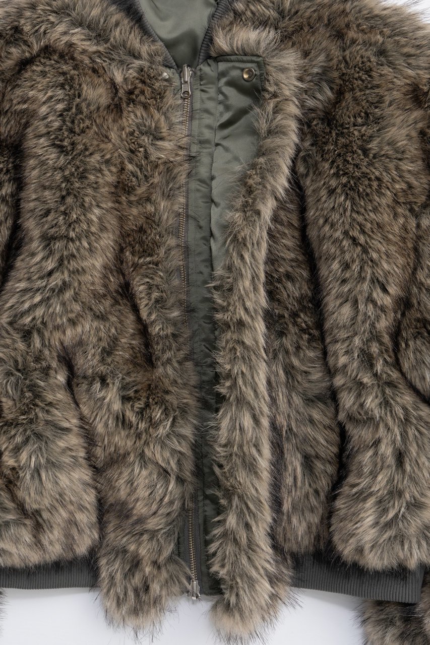 【プランク プロジェクト/PRANK PROJECT】のリバーシブルファーMA-1 / Reversible fur MA-1 人気、トレンドファッション・服の通販 founy(ファニー) 　ファッション　Fashion　レディースファッション　Fashion for Women　アウター　Coat / Outerwear Collection　レディースジャケット・軽アウター　Jackets　ブルゾンジャケット・スポーティアウター　Blouson Jackets　MA-1ジャケット　MA-1 Bomber Jackets / Flight Jackets　2025年　2025　2025-2026秋冬・A/W　Autumn/Winter 2025–26 AW25–26　ショート　Short, Short Length　ジャケット　Jacket, Outerwear　バランス　Balance, Style Balance　フェイクファー　Faux Fur, Imitation Fur　ブルゾン　Blouson, Bomber Jacket　モノトーン　Monotone, Black and White　リバーシブル　Reversible, Two-Sided　A/W・秋冬　Autumn/Winter　other-2|ID: prp329100004634679 ipo3291000000033369588
