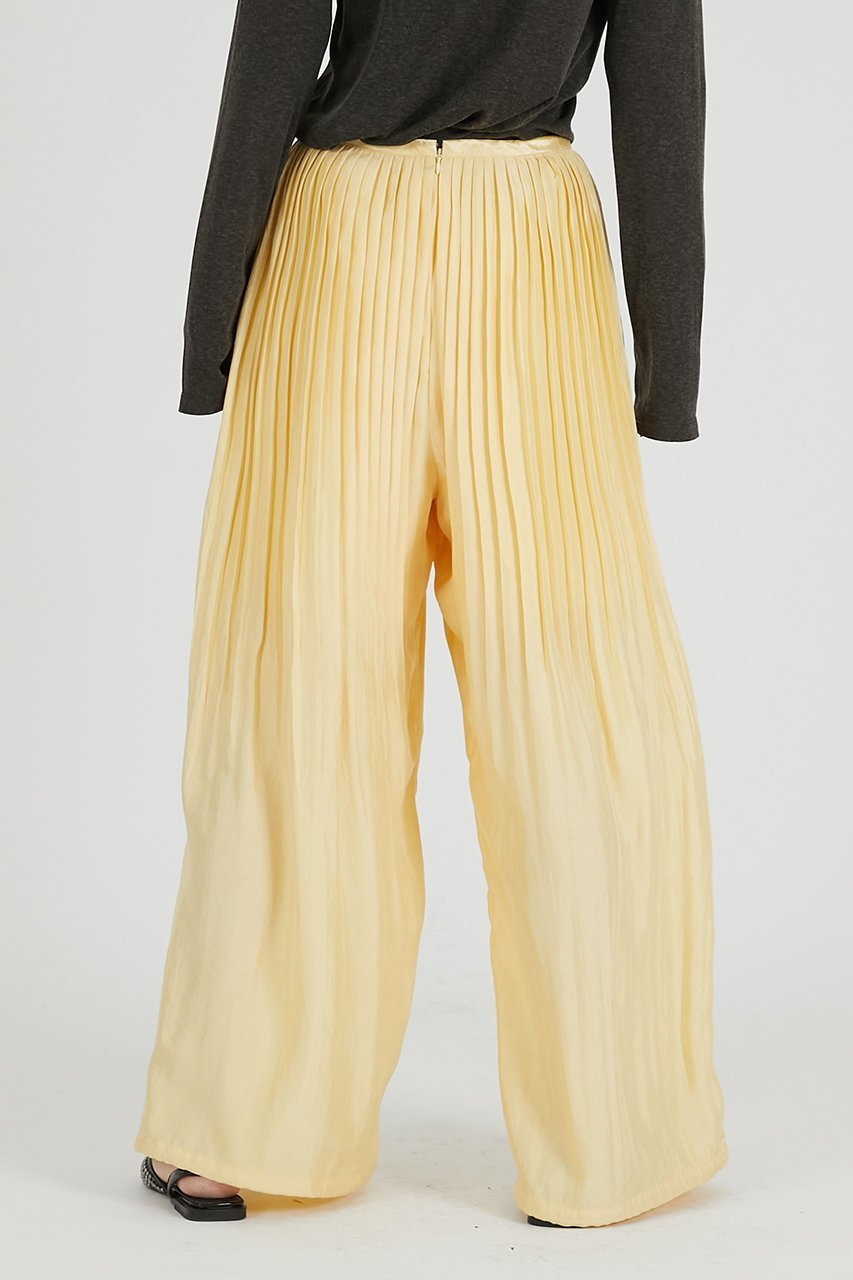 【プランク プロジェクト/PRANK PROJECT】のプリテッドバルーンパンツ / Pleated Balloon Pants 人気、トレンドファッション・服の通販 founy(ファニー) 　ファッション　Fashion　レディースファッション　Fashion for Women　パンツ　Pants & Trousers　2025年　2025　2025-2026秋冬・A/W　Autumn/Winter 2025–26 AW25–26　おすすめ　Recommended / Our Picks　とろみ　Fluid, Flowy Fabric　サテン　Satin, Glossy Fabric　ジャケット　Jacket, Outerwear　ドローストリング　Drawstring, Pull Cord　バルーン　Balloon, Balloon Silhouette　プリーツ　Pleats, Pleated　ミックス　Mix, Mixed Style　ワイド　Wide, Wide Fit　ワッシャー　Washer, Crinkled Finish　A/W・秋冬　Autumn/Winter　other-6|ID: prp329100004634690 ipo3291000000033369724