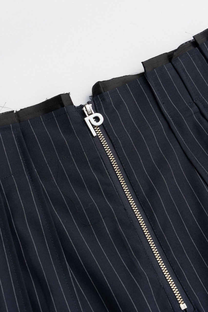 【プランク プロジェクト/PRANK PROJECT】のイレギュラープリーツスカート / Irregular Pleated Skirt 人気、トレンドファッション・服の通販 founy(ファニー) 　ファッション　Fashion　レディースファッション　Fashion for Women　スカート　Skirts　プリーツスカート / 上品フェミニンスタイル　Pleated Skirts　ロングスカート　Long Skirts / Maxi & Midi Skirts　2025年　2025　2025-2026秋冬・A/W　Autumn/Winter 2025–26 AW25–26　おすすめ　Recommended / Our Picks　クール　Cool, Chic　ストライプ　Stripe, Striped Pattern　プリーツ　Pleats, Pleated　ヘムライン　Hemline, Bottom Cut　メタル　Metal, Metal Parts　レギンス　Leggings, Stretch Pants　ロング　Long, Long-Length　A/W・秋冬　Autumn/Winter　other-5|ID: prp329100004634697 ipo3291000000033369788