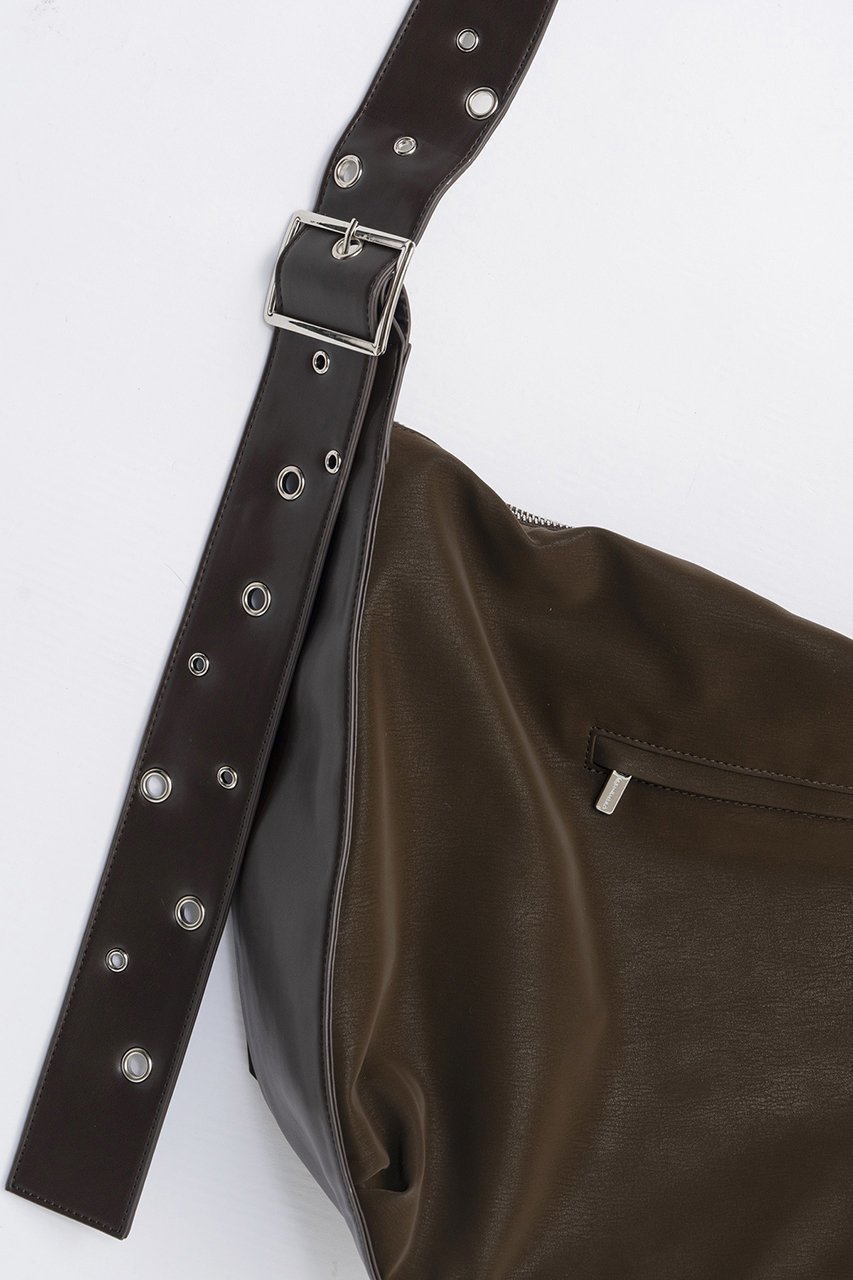 【メゾンスペシャル/MAISON SPECIAL】のBig Round Bag/ビッグラウンドバッグ 人気、トレンドファッション・服の通販 founy(ファニー) 　ファッション　Fashion　レディースファッション　Fashion for Women　バッグ　Bags　ショルダー　Shoulder, Shoulder Strap　スタッズ　Studs, Metal Accents　フェイクレザー　Faux Leather, PU Leather　メンズ　Men's, Menswear　ランダム　Random, Irregular　エレガント 上品　Elegant　other-7|ID: prp329100004635336 ipo3291000000036867662