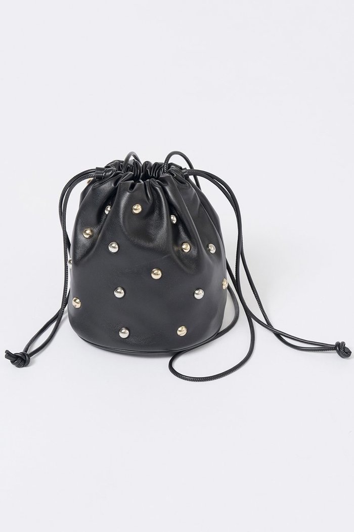 【メゾンスペシャル/MAISON SPECIAL】のMulti Fabric Drawstring Bag/マルチファブリックドローストリングバッグ インテリア・キッズ・メンズ・レディースファッション・服の通販 founy(ファニー) https://founy.com/ ファッション Fashion レディースファッション Fashion for Women バッグ Bags 2025年 2025 2025-2026秋冬・A/W Autumn/Winter 2025–26 AW25–26 オケージョン Occasion Wear ショルダー Shoulder, Shoulder Strap スタッズ Studs, Metal Accents スパンコール Sequins, Sequin Embellishment ダメージ Distressed, Destroyed 巾着 Drawstring Bag, Kinchaku A/W・秋冬 Autumn/Winter |ID: prp329100004635338 ipo3291000000033383210