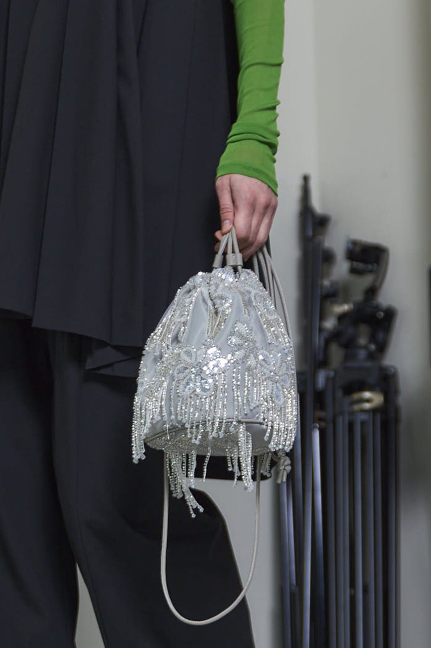 【メゾンスペシャル/MAISON SPECIAL】のMulti Fabric Drawstring Bag/マルチファブリックドローストリングバッグ 人気、トレンドファッション・服の通販 founy(ファニー) 　ファッション　Fashion　レディースファッション　Fashion for Women　バッグ　Bags　2025年　2025　2025-2026秋冬・A/W　Autumn/Winter 2025–26 AW25–26　オケージョン　Occasion Wear　ショルダー　Shoulder, Shoulder Strap　スタッズ　Studs, Metal Accents　スパンコール　Sequins, Sequin Embellishment　ダメージ　Distressed, Destroyed　巾着　Drawstring Bag, Kinchaku　A/W・秋冬　Autumn/Winter　other-6|ID: prp329100004635338 ipo3291000000033383218