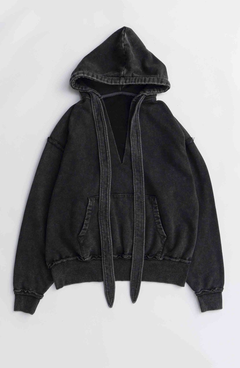 【メゾンスペシャル/MAISON SPECIAL】のSlit Ribbon Hoodie/スリットリボンフーディ インテリア・キッズ・メンズ・レディースファッション・服の通販 founy(ファニー) 　ファッション　Fashion　レディースファッション　Fashion for Women　トップス・カットソー　Cut & Sew Tops　シャツ・ブラウス・オフィスカジュアル　Elegant Blouses & Button-Ups　レディースパーカー・カジュアルフーディー　Casual Hoodies & Sweatshirts　ロングTシャツ・Tシャツ　Longline T-Shirts & Tees　スウェット・クルーネックトップス　Sweatshirts & Crewnecks / Relaxed Fit Sweat Tops　カットソー・ベーシックTシャツ　Cut-and-Sewn Tops / Stretch Tees & Basics　2025年　2025　2025-2026秋冬・A/W　Autumn/Winter 2025–26 AW25–26　おすすめ　Recommended / Our Picks　インナー　Innerwear　スリット　Slit, Slit Detail　フロント　Front, Front Design　リボン　Ribbon, Bow　ロング　Long, Long-Length　ヴィンテージ　Vintage Style　A/W・秋冬　Autumn/Winter　BLK(ブラック)|ID: prp329100004635349 ipo3291000000033383305