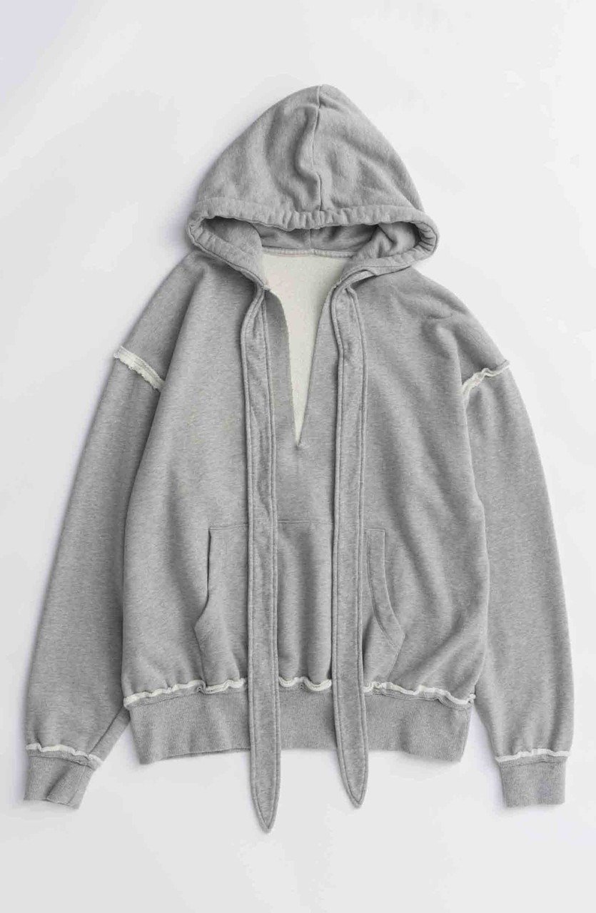 【メゾンスペシャル/MAISON SPECIAL】のSlit Ribbon Hoodie/スリットリボンフーディ インテリア・キッズ・メンズ・レディースファッション・服の通販 founy(ファニー) 　ファッション　Fashion　レディースファッション　Fashion for Women　トップス・カットソー　Cut & Sew Tops　シャツ・ブラウス・オフィスカジュアル　Elegant Blouses & Button-Ups　レディースパーカー・カジュアルフーディー　Casual Hoodies & Sweatshirts　ロングTシャツ・Tシャツ　Longline T-Shirts & Tees　スウェット・クルーネックトップス　Sweatshirts & Crewnecks / Relaxed Fit Sweat Tops　カットソー・ベーシックTシャツ　Cut-and-Sewn Tops / Stretch Tees & Basics　2025年　2025　2025-2026秋冬・A/W　Autumn/Winter 2025–26 AW25–26　おすすめ　Recommended / Our Picks　インナー　Innerwear　スリット　Slit, Slit Detail　フロント　Front, Front Design　リボン　Ribbon, Bow　ロング　Long, Long-Length　ヴィンテージ　Vintage Style　A/W・秋冬　Autumn/Winter　GRY(グレー)|ID: prp329100004635349 ipo3291000000033383306
