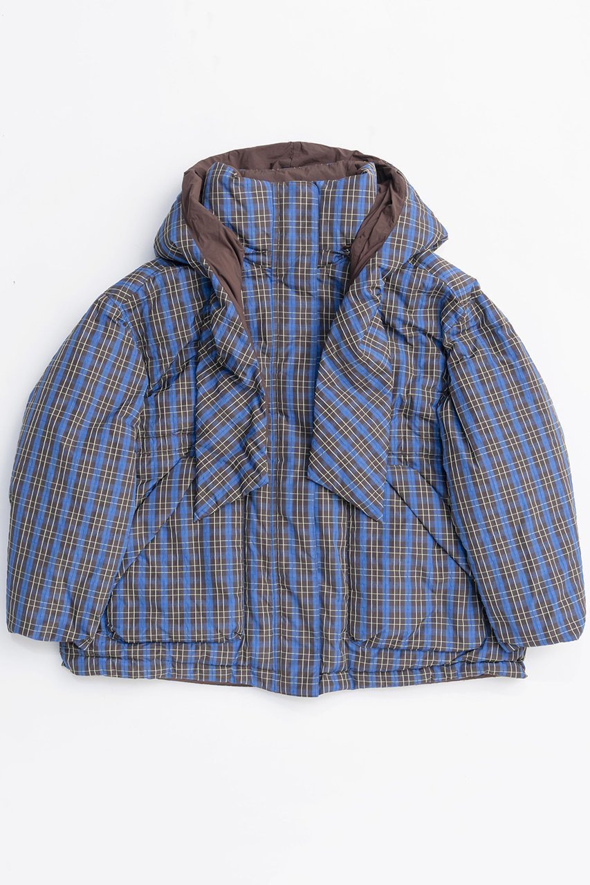 【メゾンスペシャル/MAISON SPECIAL】のPlaid Hoodie Scarf Middle Down Coat/チェックフーディマフラーミドルダウンコート 人気、トレンドファッション・服の通販 founy(ファニー) 　ファッション　Fashion　レディースファッション　Fashion for Women　アウター　Coat / Outerwear Collection　コート・ロングコート・ピーコート　Long Coats, Peacoats & More　ダウンジャケット・軽量ダウン　Warm & Lightweight Down Jackets　マフラー・スヌード / 冬小物の定番　Scarves & Mufflers　シンプル　Simple, Minimal　スカーフ　Scarf, Neckwear　スタンド　Stand Collar, Upright Stand　スマート　Smart, Elegant　タフタ　Taffeta, Structured Fabric　ダウン　Down, Puffer　チェック　Check, Plaid, Tartan　ドローストリング　Drawstring, Pull Cord　フェザー　Feather, Feather Detail　防寒　Cold Protection, Winter-Ready　リバーシブル　Reversible, Two-Sided　A/W・秋冬　Autumn/Winter　2025年　2025　2025-2026秋冬・A/W　Autumn/Winter 2025–26 AW25–26　 other-1|ID: prp329100004635356 ipo3291000000033383357