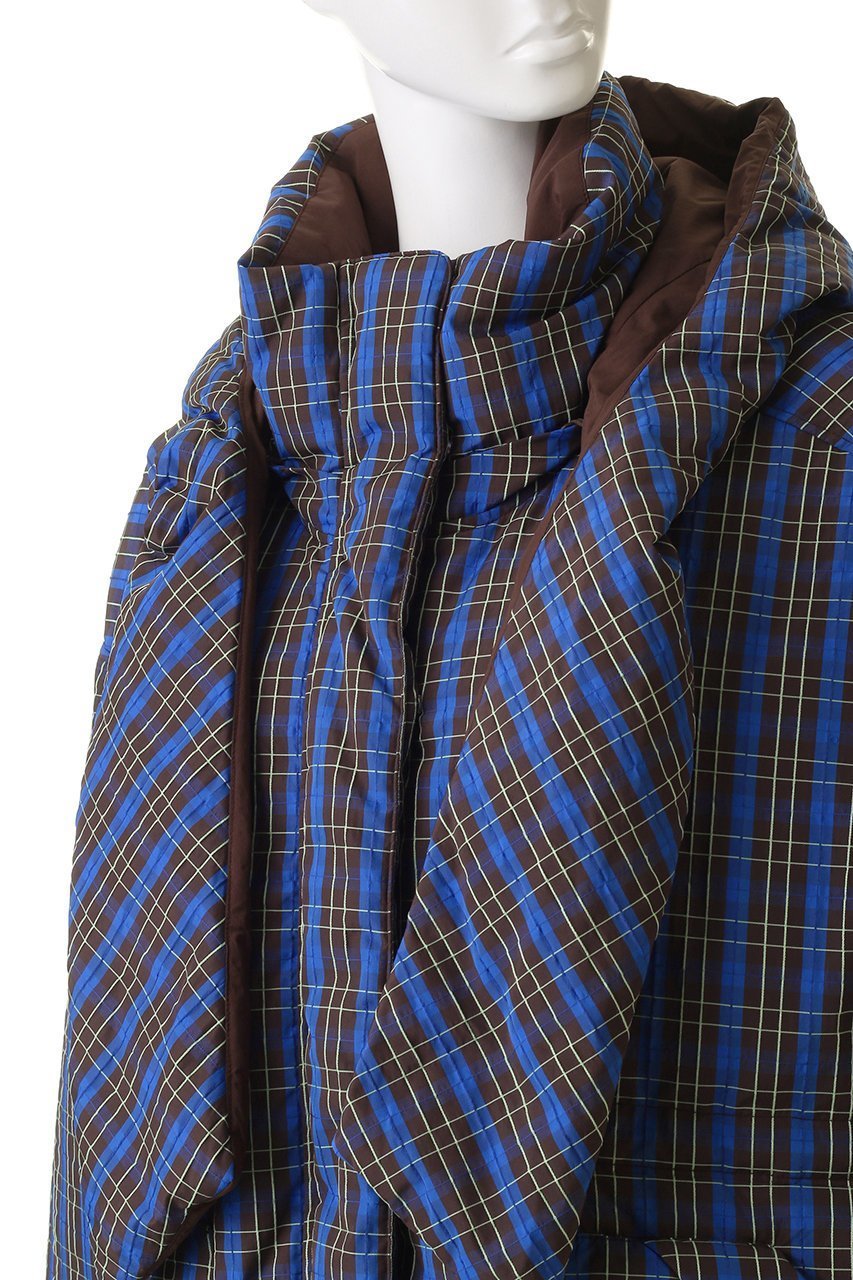 【メゾンスペシャル/MAISON SPECIAL】のPlaid Hoodie Scarf Middle Down Coat/チェックフーディマフラーミドルダウンコート 人気、トレンドファッション・服の通販 founy(ファニー) 　ファッション　Fashion　レディースファッション　Fashion for Women　アウター　Coat / Outerwear Collection　コート・ロングコート・ピーコート　Long Coats, Peacoats & More　ダウンジャケット・軽量ダウン　Warm & Lightweight Down Jackets　マフラー・スヌード / 冬小物の定番　Scarves & Mufflers　シンプル　Simple, Minimal　スカーフ　Scarf, Neckwear　スタンド　Stand Collar, Upright Stand　スマート　Smart, Elegant　タフタ　Taffeta, Structured Fabric　ダウン　Down, Puffer　チェック　Check, Plaid, Tartan　ドローストリング　Drawstring, Pull Cord　フェザー　Feather, Feather Detail　リバーシブル　Reversible, Two-Sided　防寒　Cold Protection, Winter-Ready　other-5|ID: prp329100004635356 ipo3291000000036512582