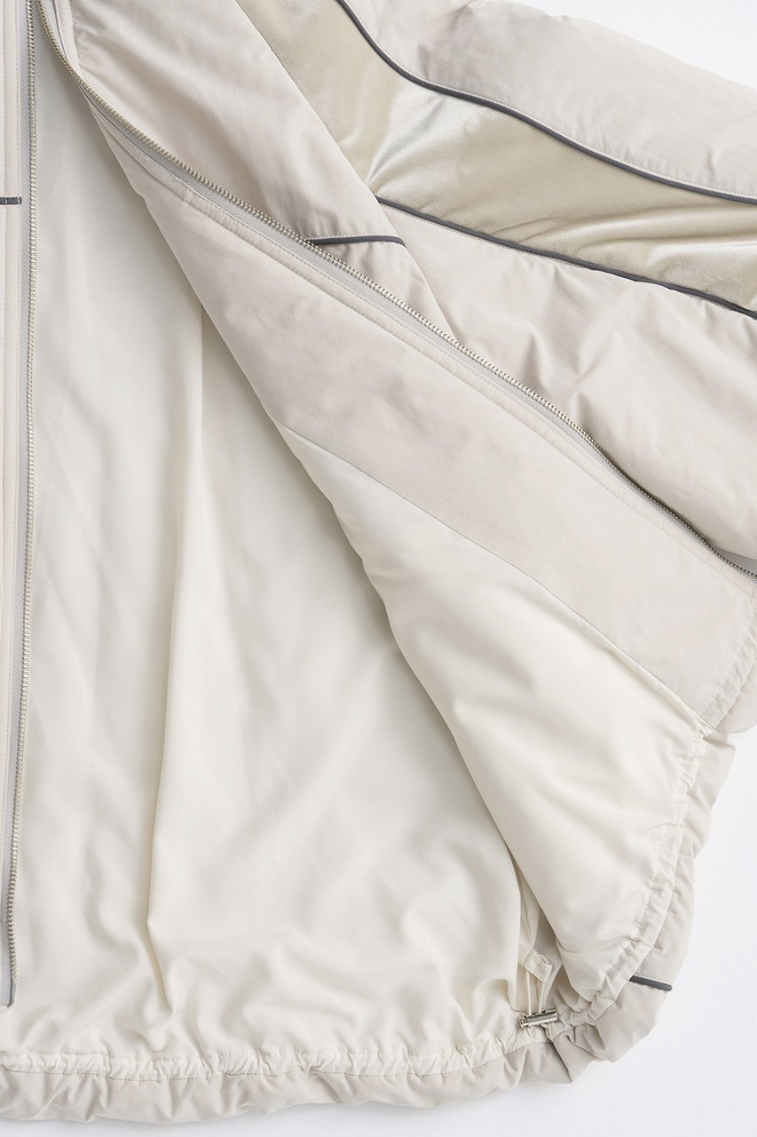 【メゾンスペシャル/MAISON SPECIAL】のVelour Combination Puffer Blouson/ベロアコンビパッファーブルゾン 人気、トレンドファッション・服の通販 founy(ファニー) 　ファッション　Fashion　レディースファッション　Fashion for Women　アウター　Coat / Outerwear Collection　レディースジャケット・軽アウター　Jackets　ブルゾンジャケット・スポーティアウター　Blouson Jackets　2025年　2025　2025-2026秋冬・A/W　Autumn/Winter 2025–26 AW25–26　おすすめ　Recommended / Our Picks　インナー　Innerwear　コンビ　Combo, Combination Style　ジャケット　Jacket, Outerwear　ドッキング　Docking, Mixed Material　バランス　Balance, Style Balance　バルーン　Balloon, Balloon Silhouette　ピーチ　Peach, Soft Touch　フロント　Front, Front Design　ブルゾン　Blouson, Bomber Jacket　ベロア　Velour, Soft Velvet　エレガント 上品　Elegant　冬　Winter / This Winter　A/W・秋冬　Autumn/Winter　other-6|ID: prp329100004635366 ipo3291000000033383478