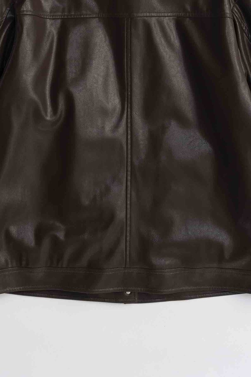 【メゾンスペシャル/MAISON SPECIAL】のFur Collar Vegan Leather Middle Blouson/ファーカラーヴィーガンレザーミドルブルゾン 人気、トレンドファッション・服の通販 founy(ファニー) 　ファッション　Fashion　レディースファッション　Fashion for Women　アウター　Coat / Outerwear Collection　レディースジャケット・軽アウター　Jackets　ブルゾンジャケット・スポーティアウター　Blouson Jackets　アニマル　Animal Print　今季　This Season, Current Season　ジップ　Zip, Zipper　ジャケット　Jacket, Outerwear　スウェット / スエット　Sweatshirt, Sweatwear　トレンド　Trend, Trending Now　フェイクファー　Faux Fur, Imitation Fur　フェイクレザー　Faux Leather, PU Leather　フラップ　Flap, Flap Pocket　フロント　Front, Front Design　ブルゾン　Blouson, Bomber Jacket　ポケット　Pocket, Pocket Detail　防寒　Cold Protection, Winter-Ready　A/W・秋冬　Autumn/Winter　おすすめ　Recommended / Our Picks　エレガント 上品　Elegant　2025年　2025　2025-2026秋冬・A/W　Autumn/Winter 2025–26 AW25–26　other-7|ID: prp329100004635368 ipo3291000000033383499